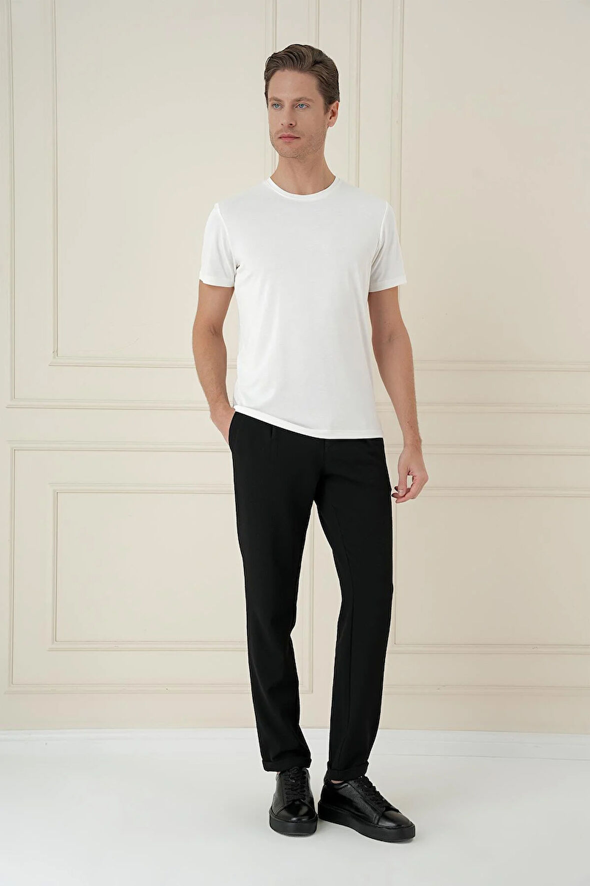 P 1174 Comfort Fit Gofre Dokulu Beli Lastikli Pileli Siyah Jogger Pantolon