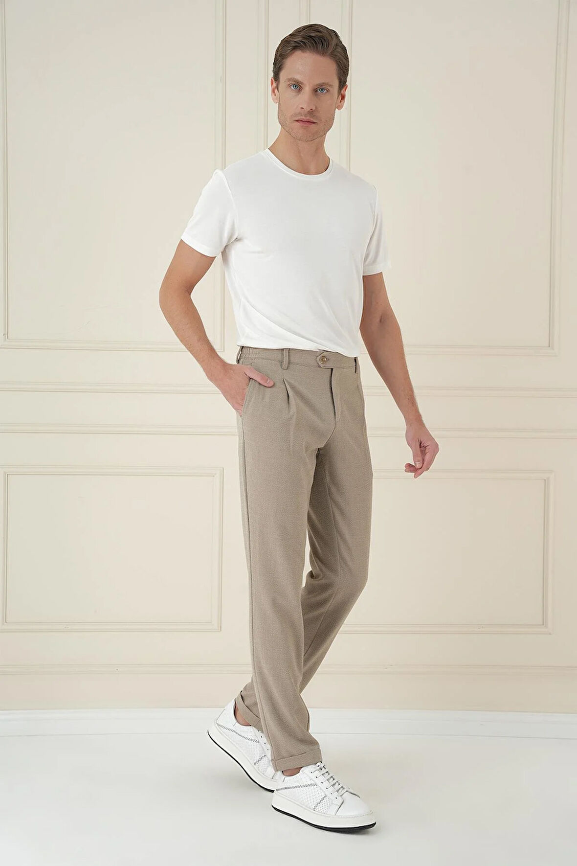 P 1174 Comfort Fit Gofre Dokulu Beli Lastikli Pileli Bej Jogger Pantolon