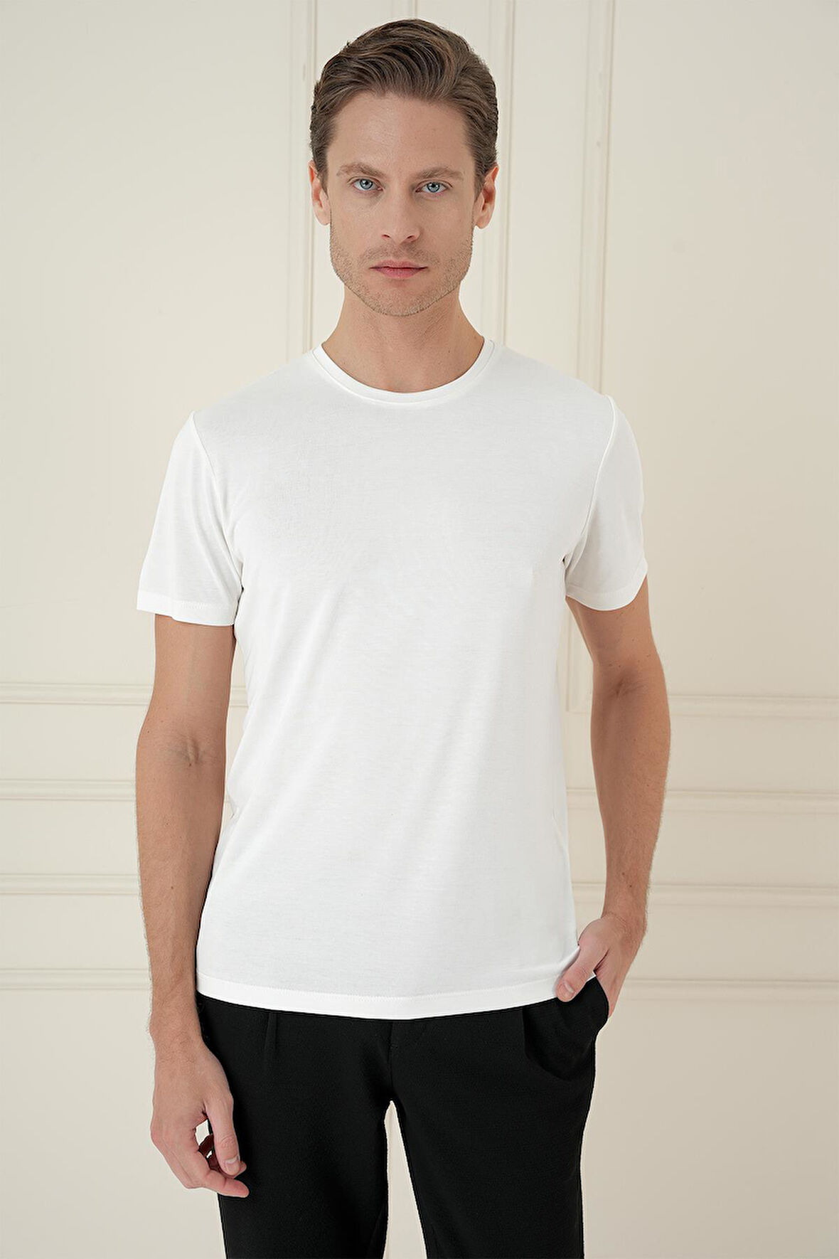 Comfort Fit Bisiklet Yaka Modal Kısa Kol Casual Ekru Tişört Ts 895