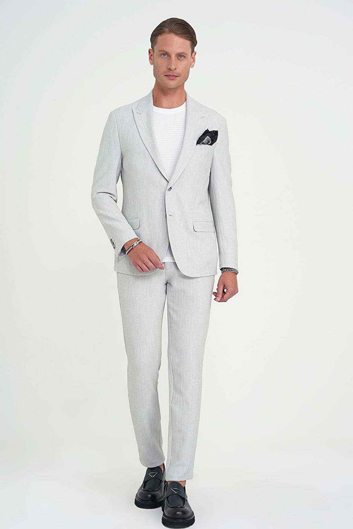 Slim Fit Kırlangıç Yaka Balıksırtı Desen Spor Açık Gri Ceket C 702