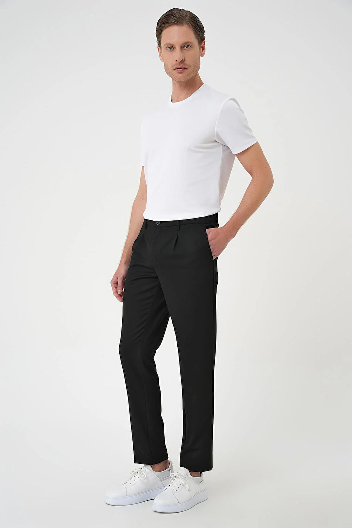 P 1182 Comfort Fit Beli Lastikli Pileli Siyah Jogger Pantolon 