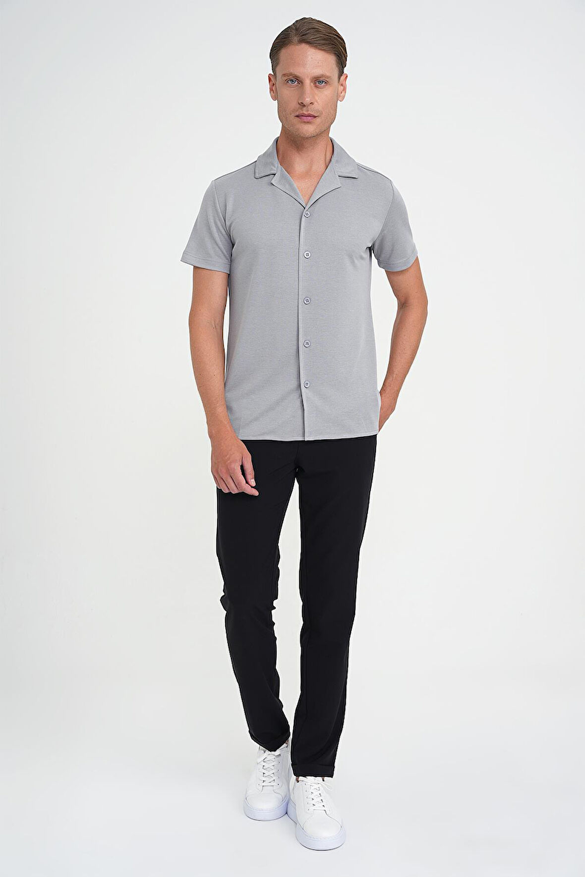 Slim Fit Apaş Yaka Modal Karışımlı Kısa Kol Gri Gömlek G 1590