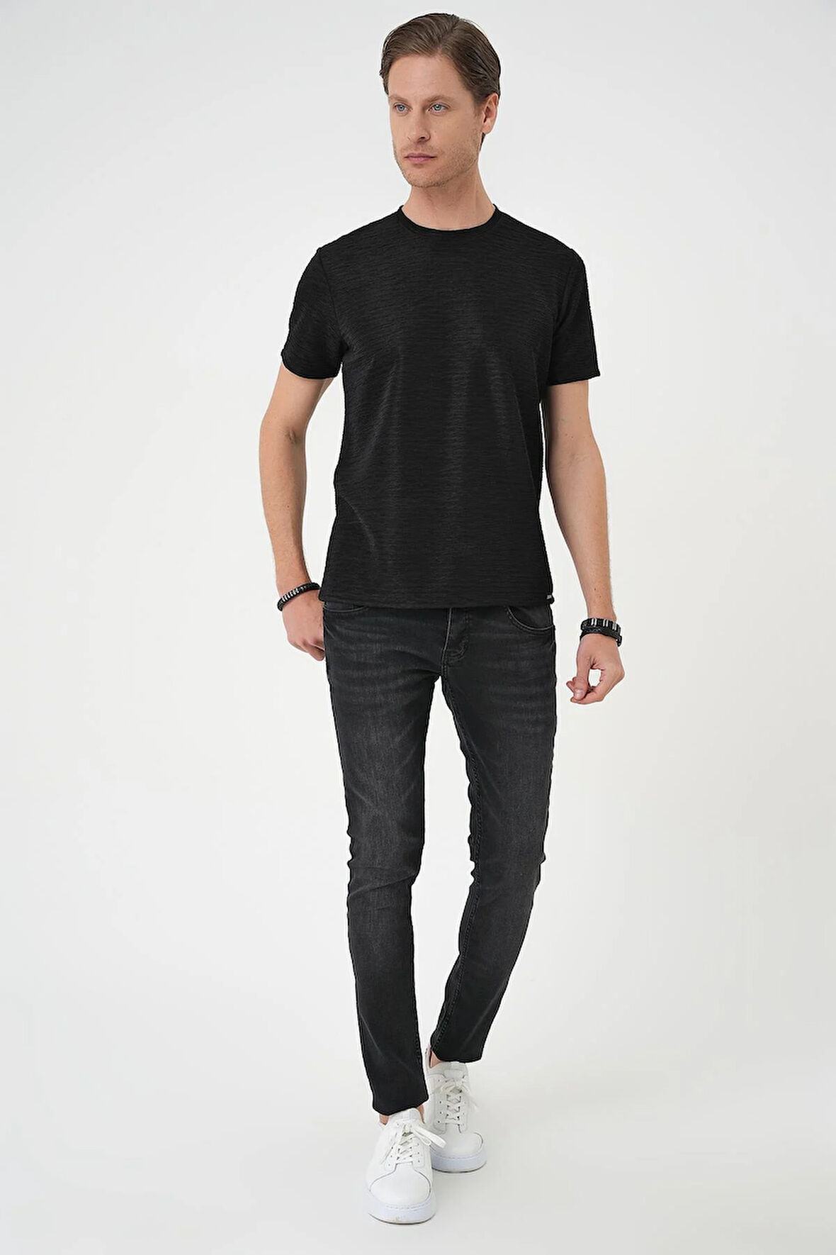 Ts 896 Comfort Fit Bisiklet Yaka Viskon Karışımlı Dokulu Casuel Siyah Tişört