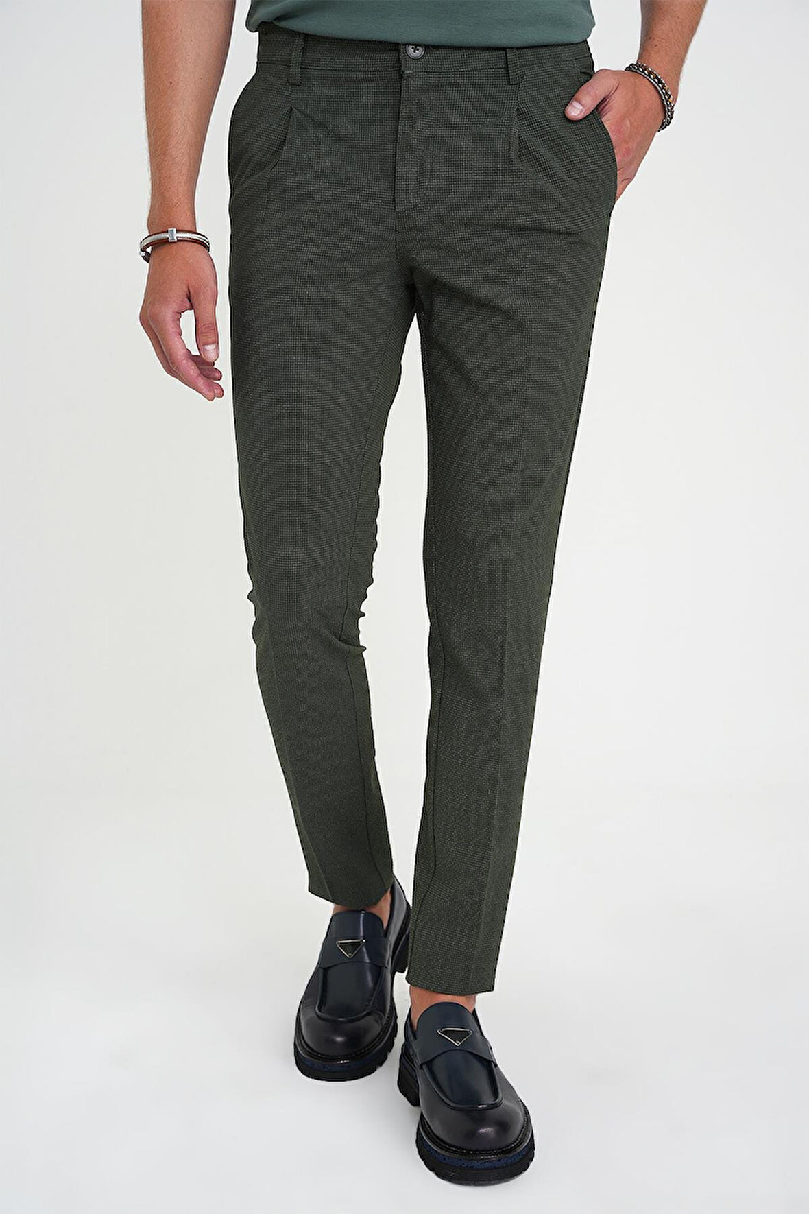 Comfort Fit Beli Lastikli Tek Pileli Dokulu Yeşil Pantolon P 1193