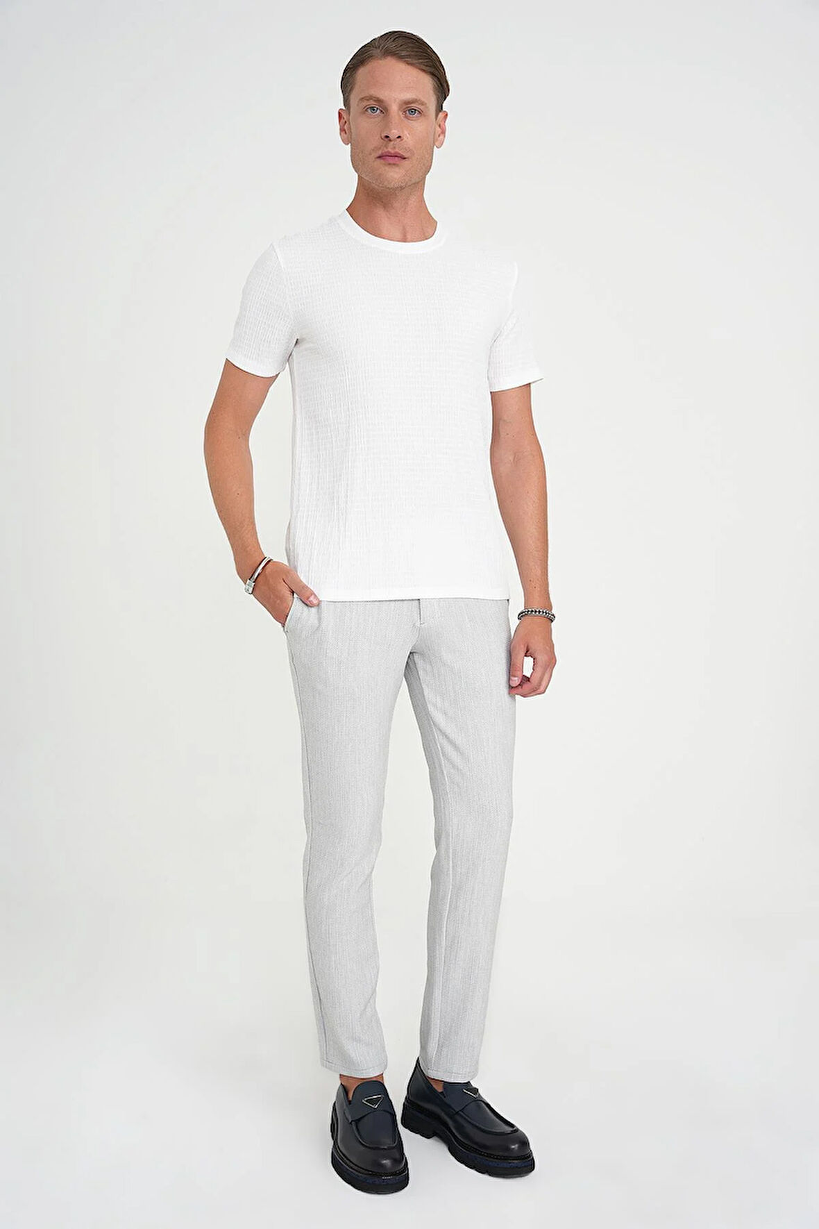 Comfort Fit Bisiklet Yaka Gofre Kısa Kol Ekru Tişört Ts 911