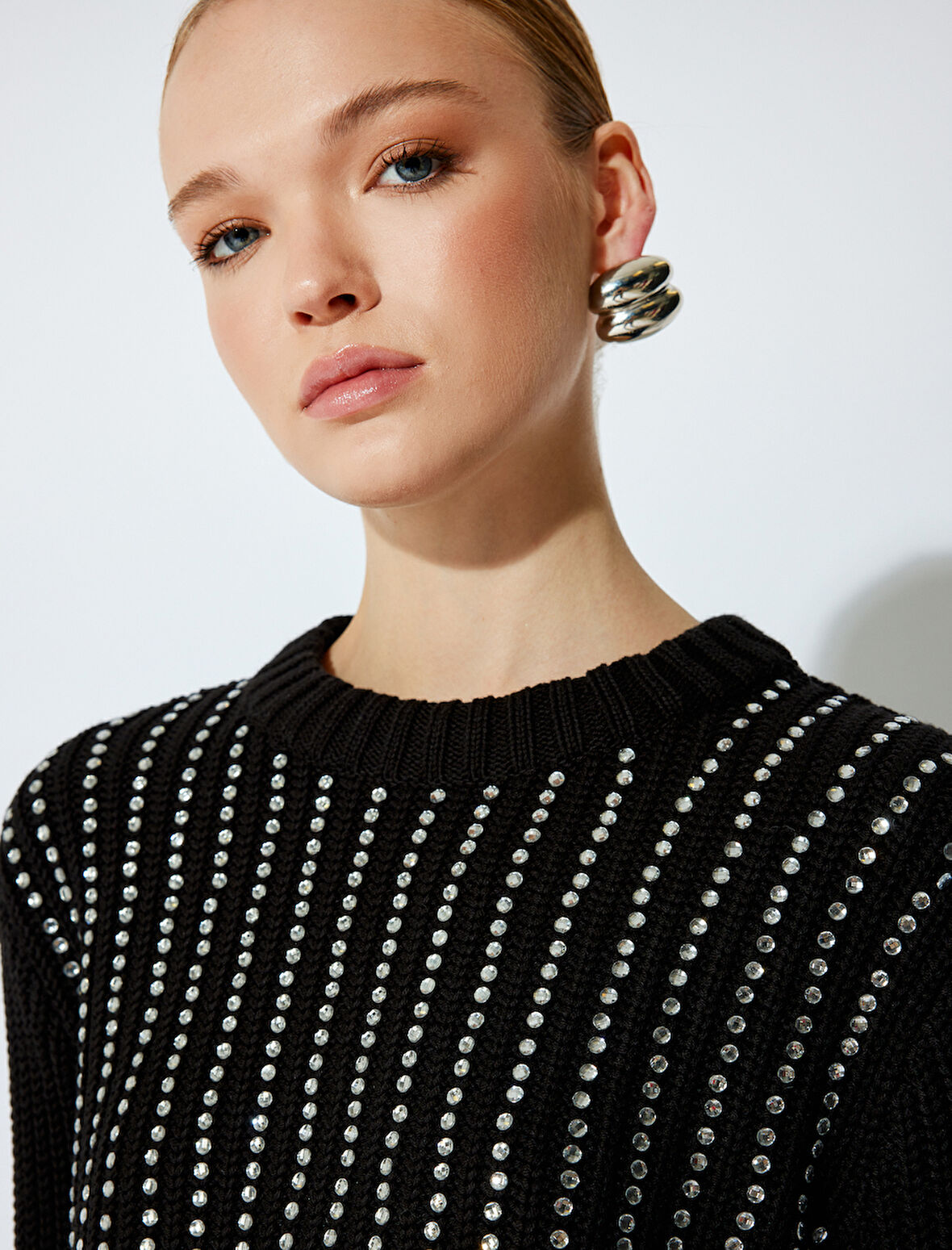 Uzun Kollu Bisiklet Yaka Taşlı Kazak