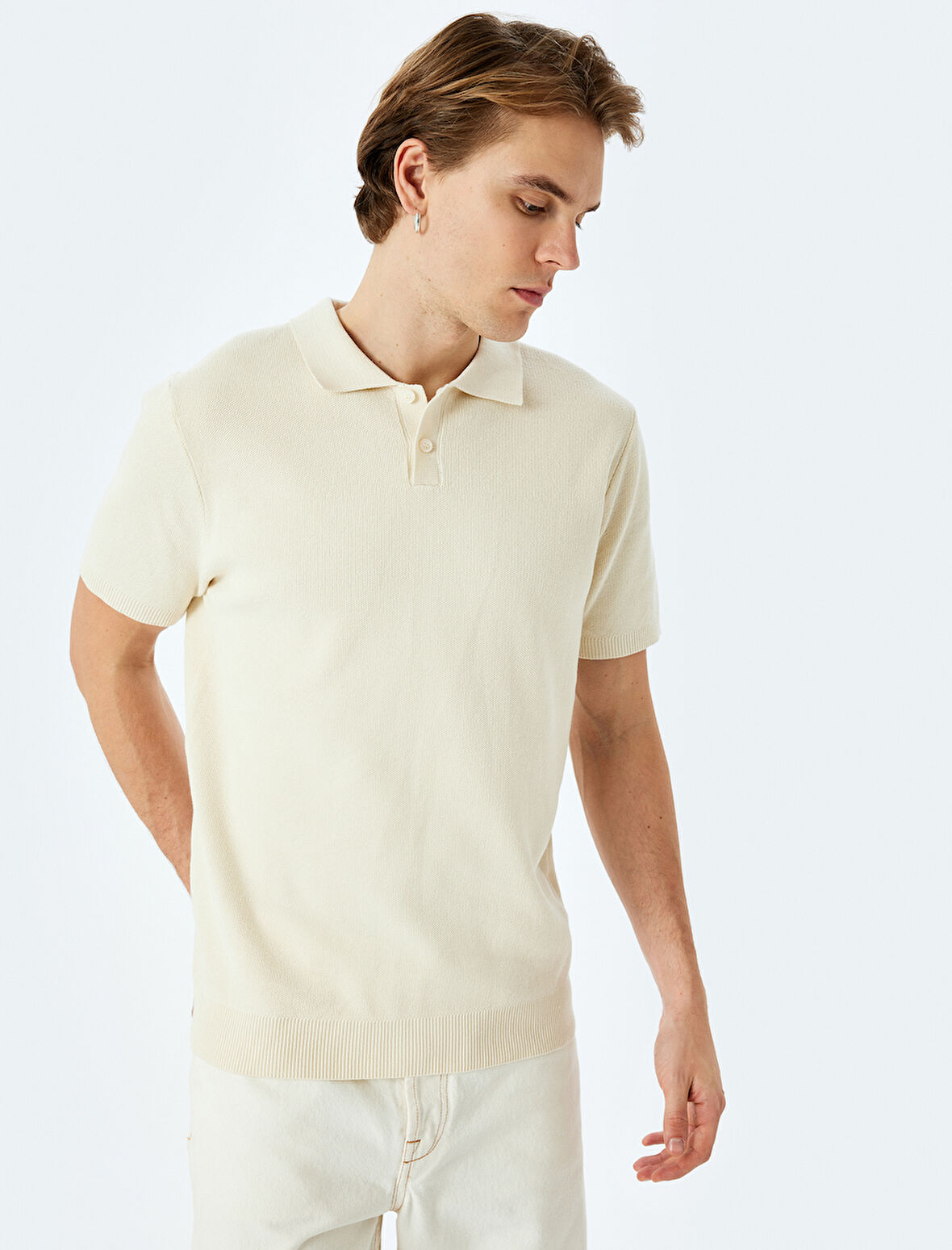 Pamuklu Basic Polo V Yaka Kısa Kollu Triko Tişört