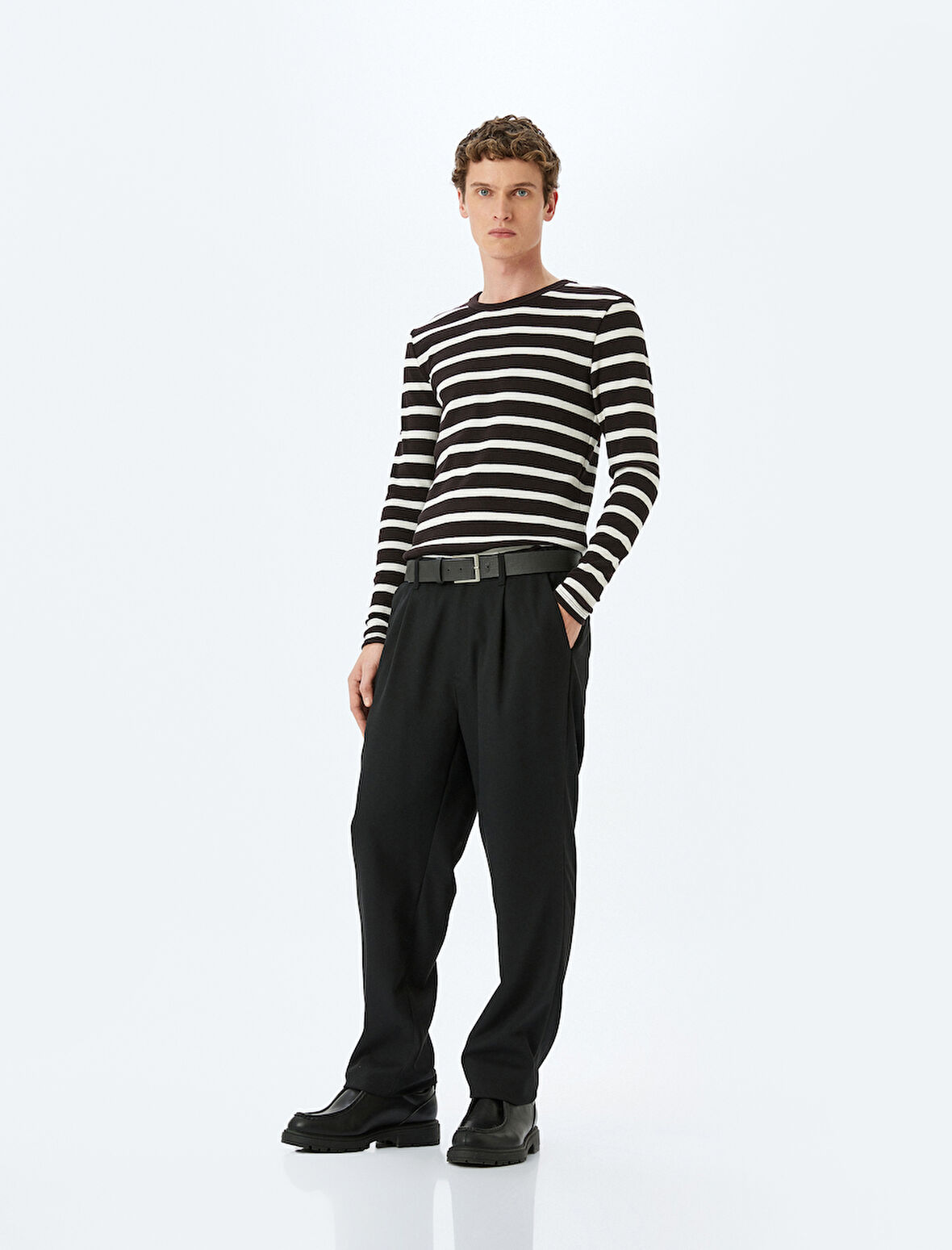Bisiklet Yaka Pamuklu Kısa Kollu Çizgili Slim Fit Tişört