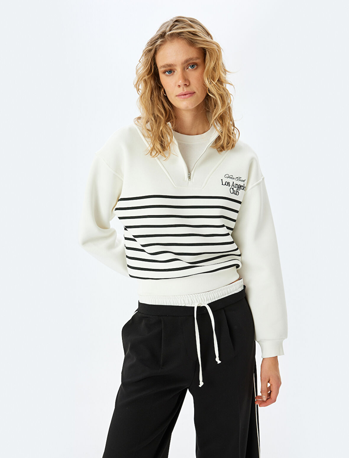 Pamuk Karışımlı Dik Yaka Çizgili Yarım Fermuarlı Sweatshirt