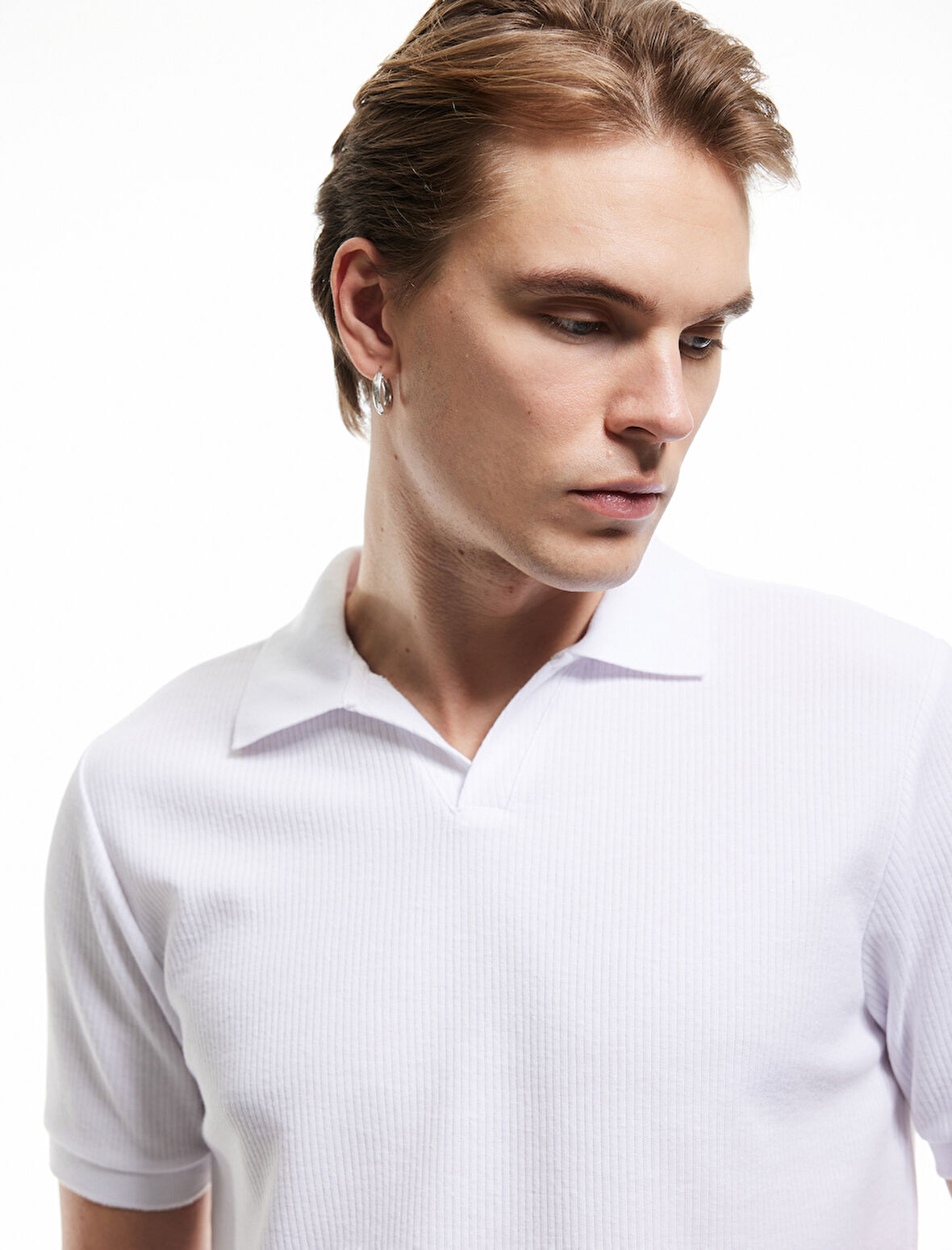 Kısa Kollu Regular Fit Pamuk Karışımlı V Yaka Polo Tişört