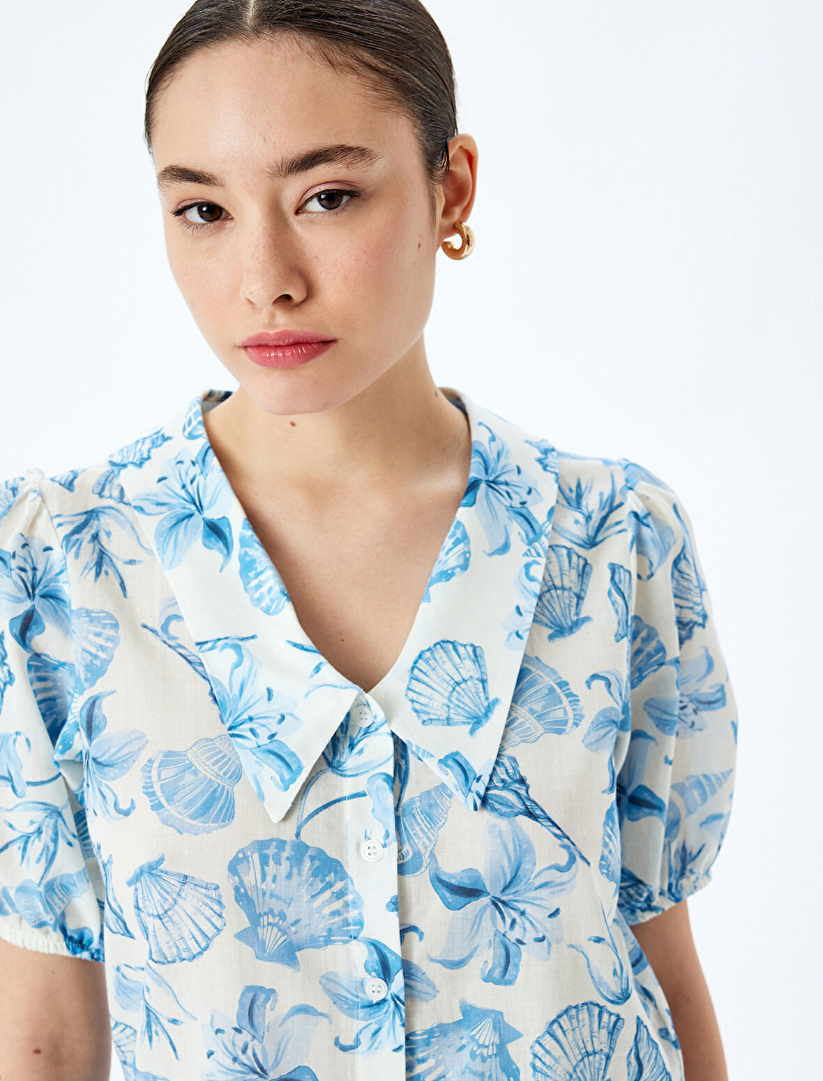 Balon Kol Çiçekli Düğmeli Crop Oversize Gömlek