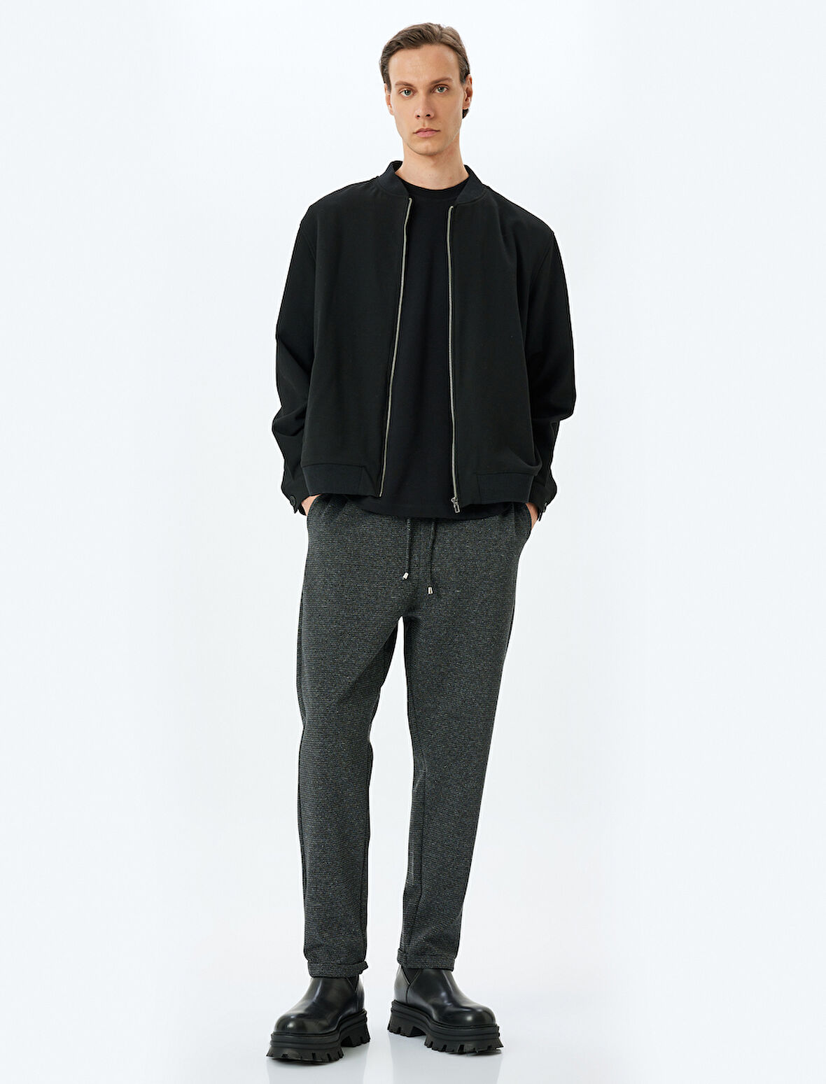 Katlamalı Paça Beli Bağcıklı Eşofman Altı