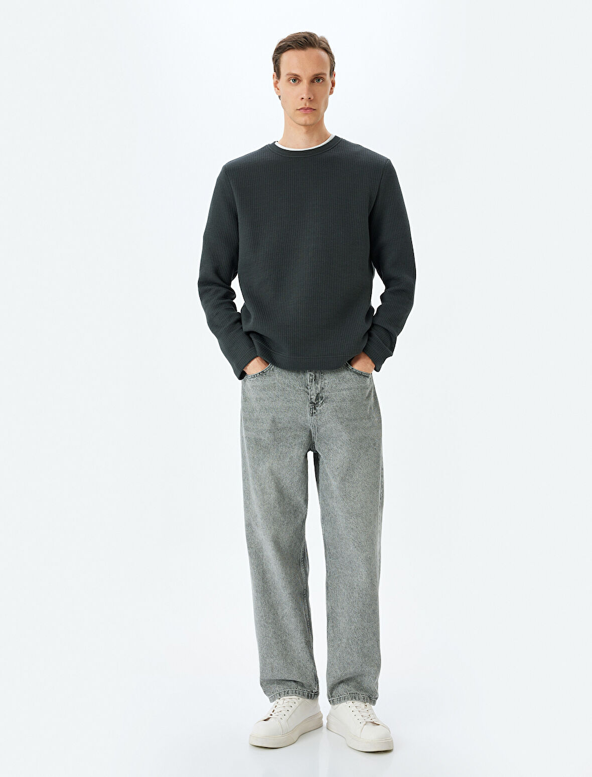 Uzun Kollu Pamuk Karışımlı Dokulu Basic Bisiklet Yaka Sweatshirt