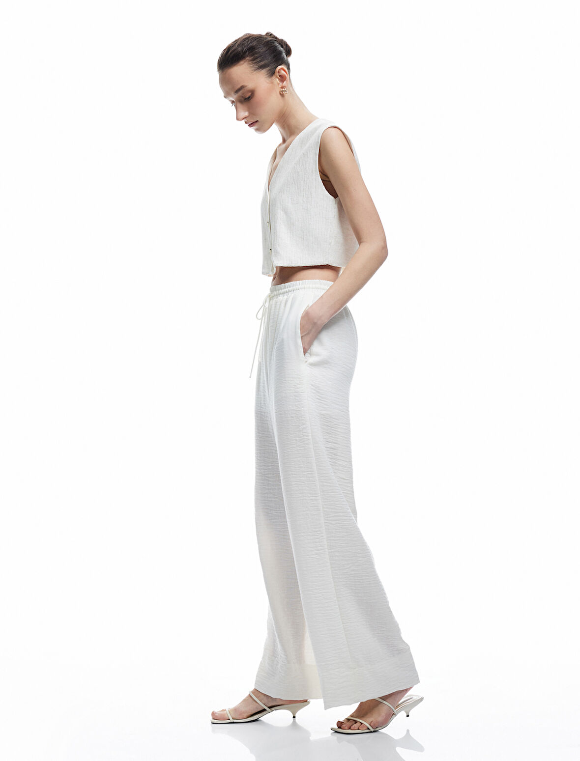 Astarlı Beli Bağlamalı Lastikli Yüksek Bel Cepli Geniş Paça Pantolon