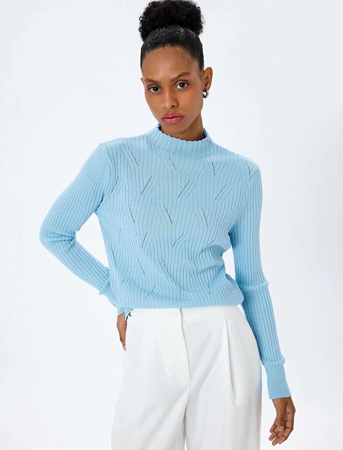 Dik Yaka Uzun Kollu Ajurlu Triko Kazak