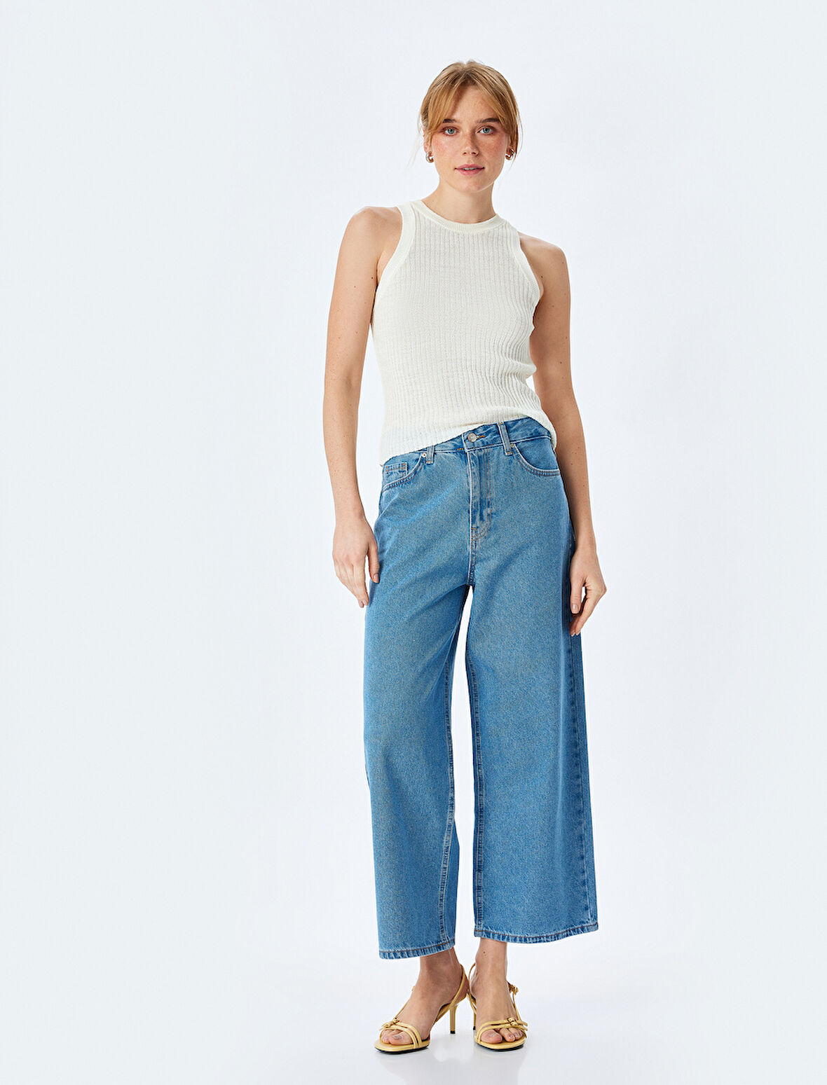 Yüksek Bel Düğmeli Cepli Geniş Paça Denim Pantolon -  Crop Wide Leg Jeans