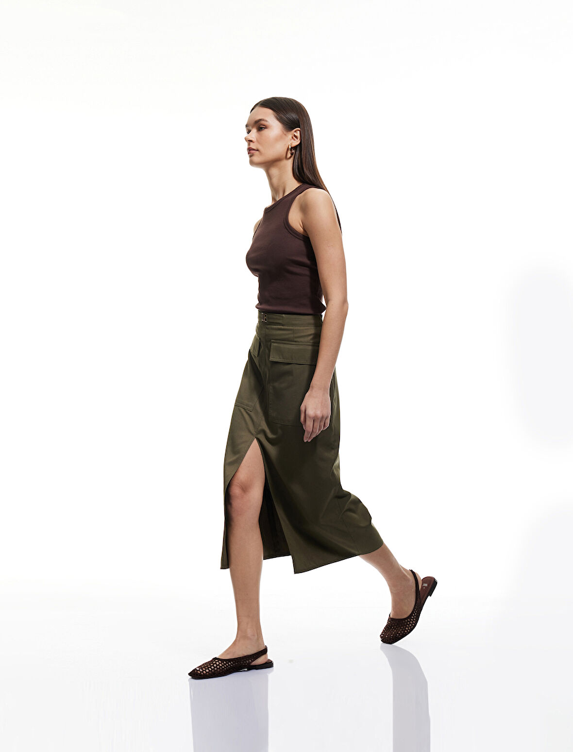 Gabardin Kumaş Slim Fit Kapaklı Cep Detaylı Yırtmaçlı Midi Kalem Etek 