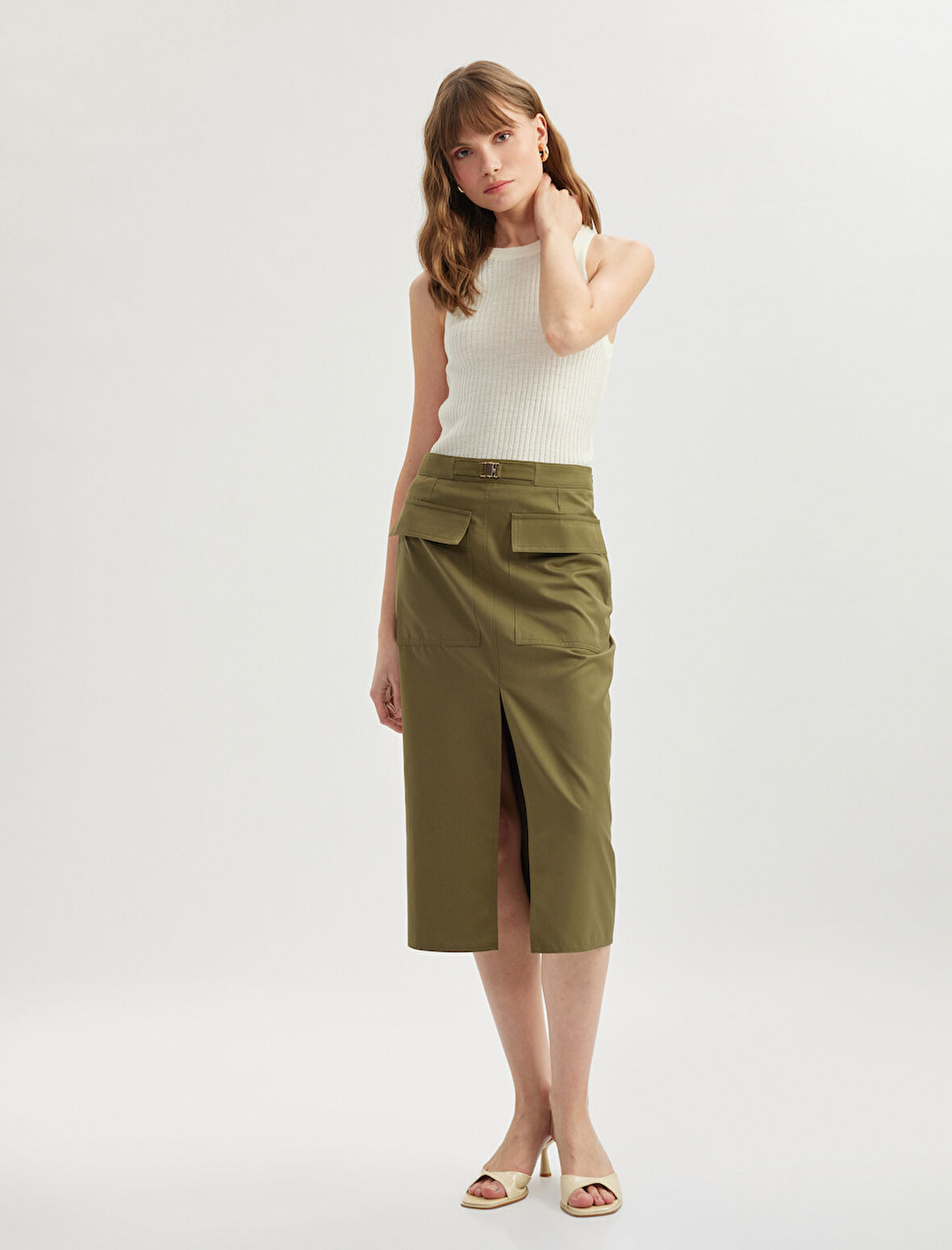 Gabardin Kumaş Slim Fit Kapaklı Cep Detaylı Yırtmaçlı Midi Kalem Etek 
