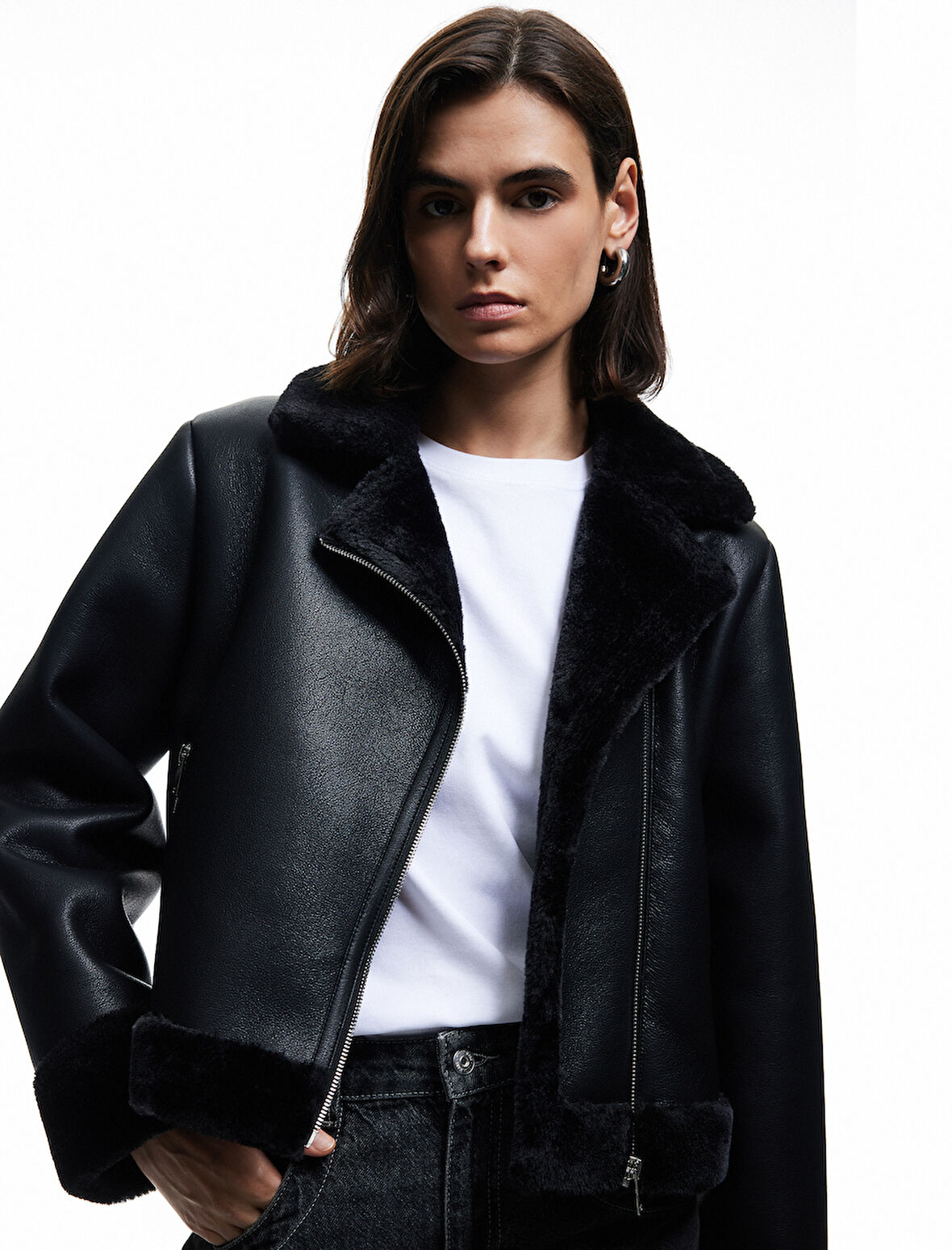 Uzun Kollu Fermuarlı Suni Kürk Astarlı Kruvaze Suni Deri Biker Crop Ceket