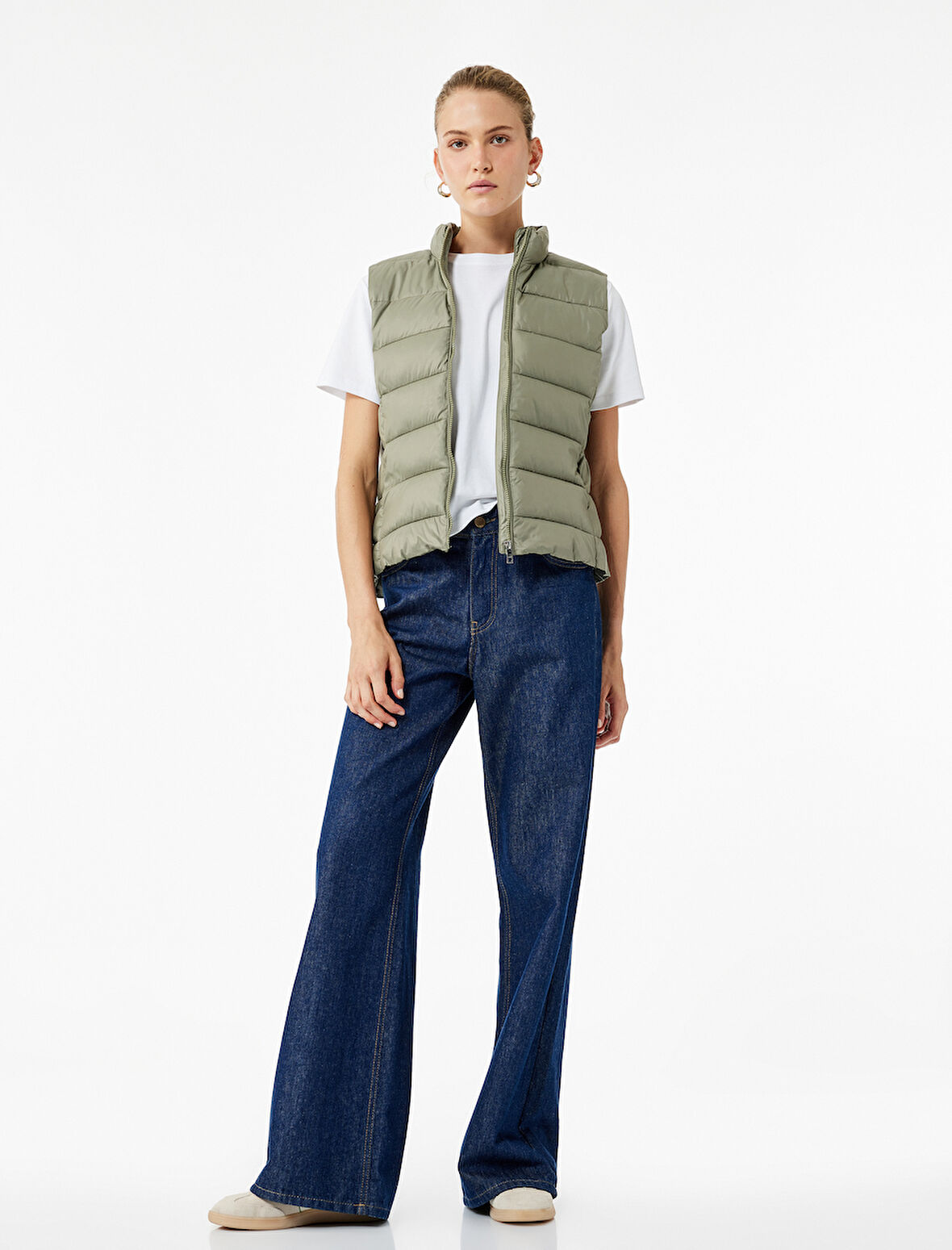 Kolsuz Dik Yaka Cepli Su İtici Fermuarlı Şişme Yelek