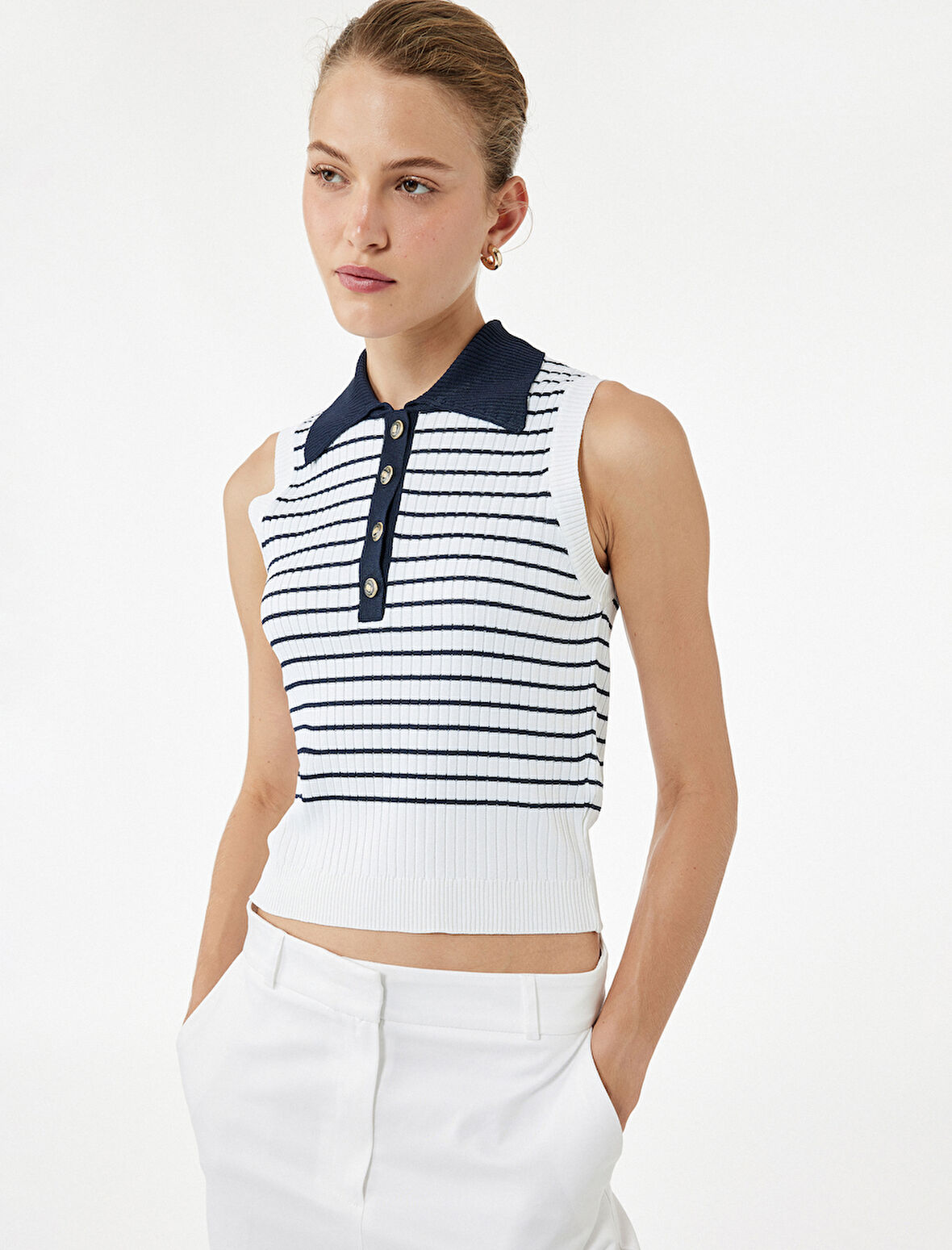 Regular Fit Kolsuz Yarım Düğmeli Polo Yaka Triko Bluz