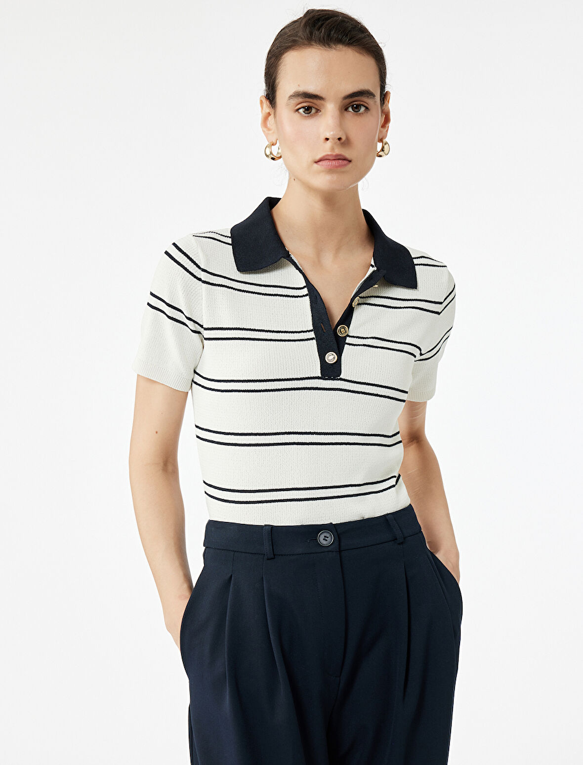 Regular Fit Düğmeli Kısa Kollu Polo Yaka Triko Kazak