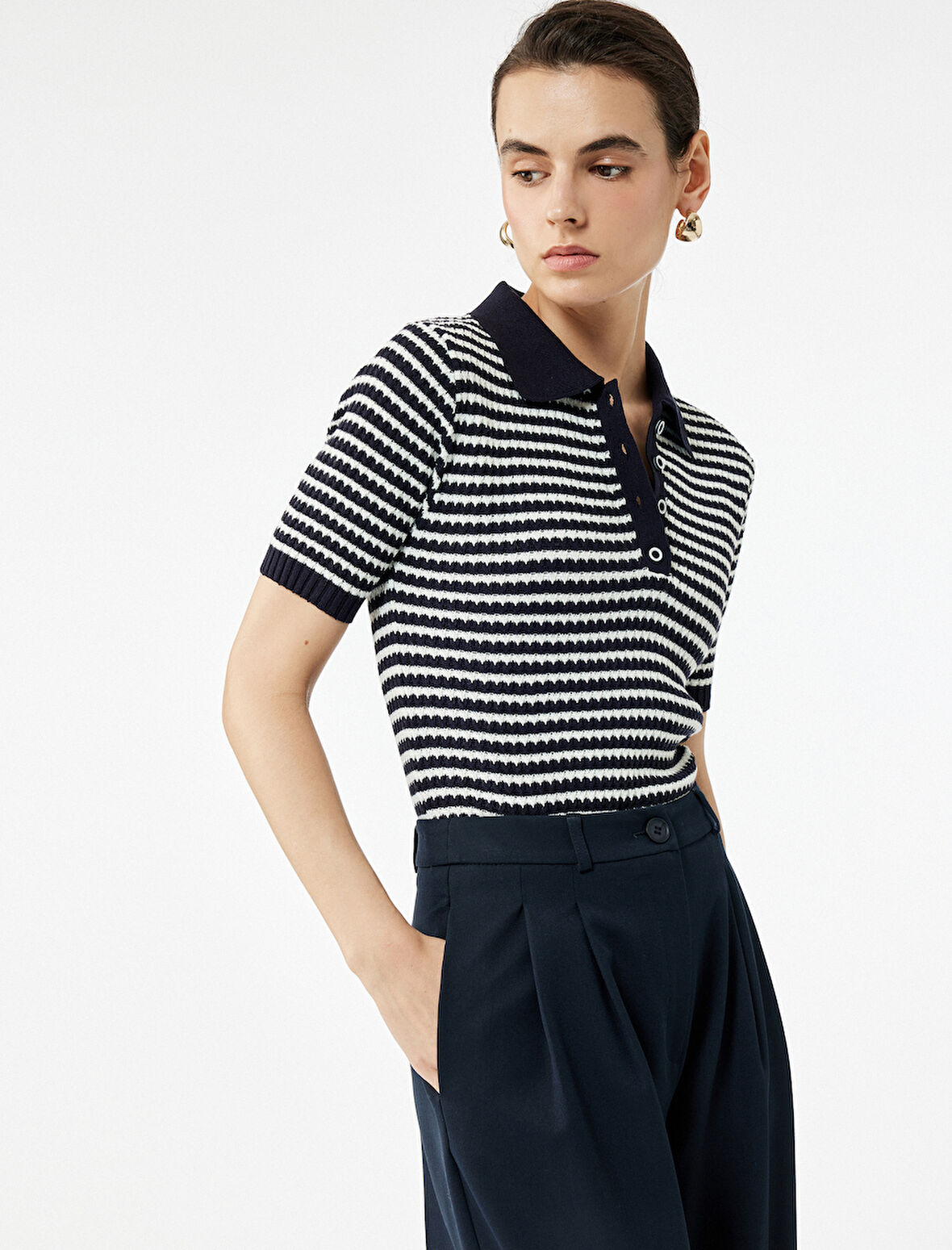 Kısa Kollu Çizgili Düğmeli Triko Polo Yaka Kazak