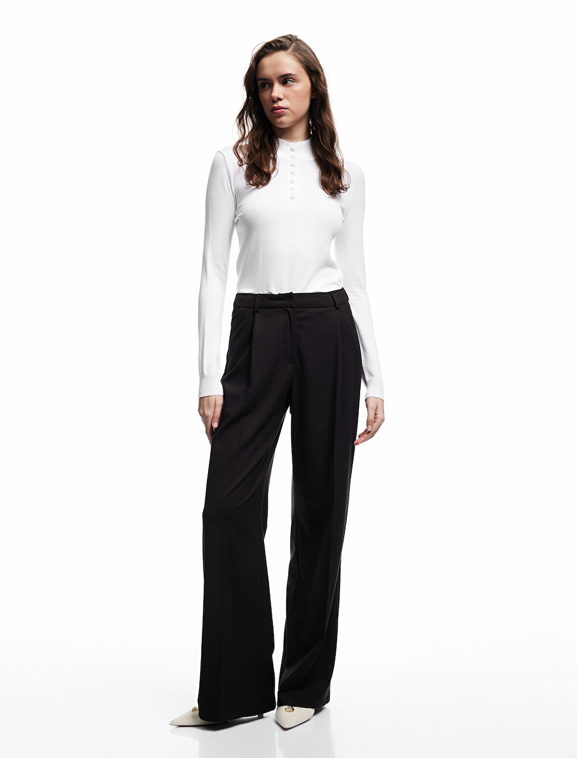 Hafif Dik Yaka Yarım Düğme Detaylı Uzun Kollu Triko Basic Kazak