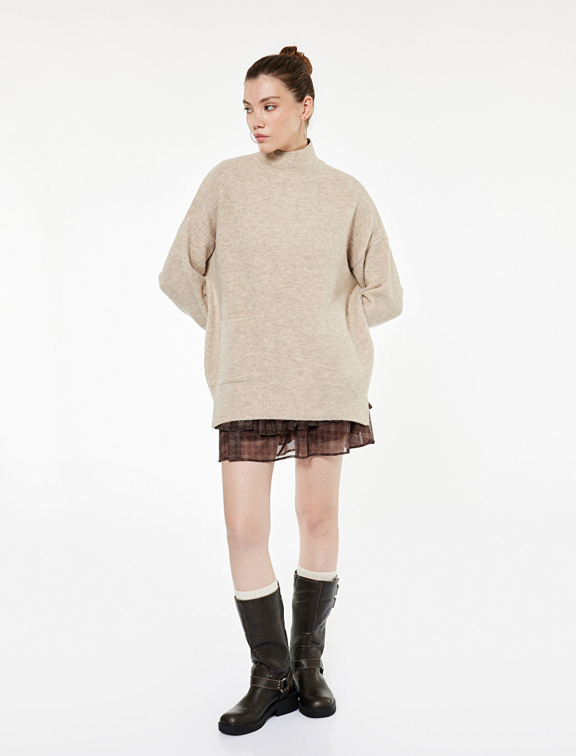 Dik Yaka Uzun Kollu Cep Detaylı Oversize Triko Tunik