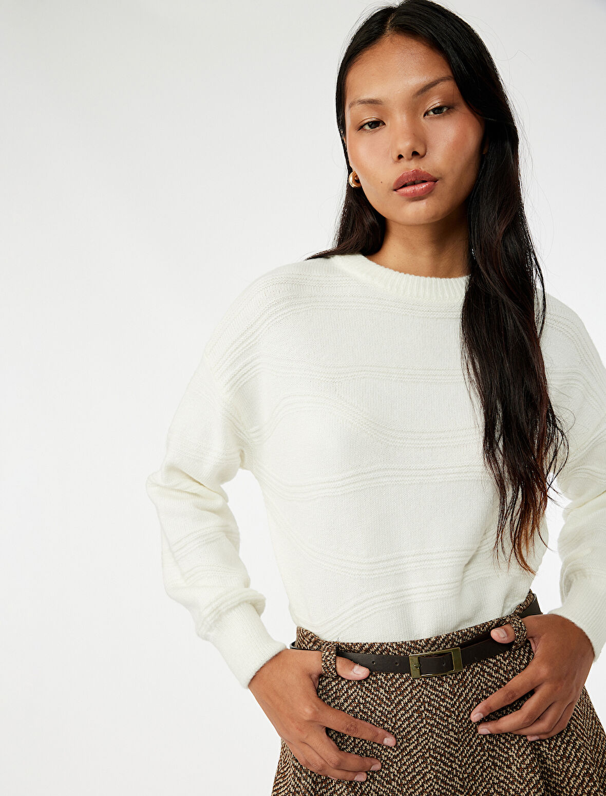 Bisiklet Yaka Dikiş Detaylı Uzun Kollu Triko Kazak