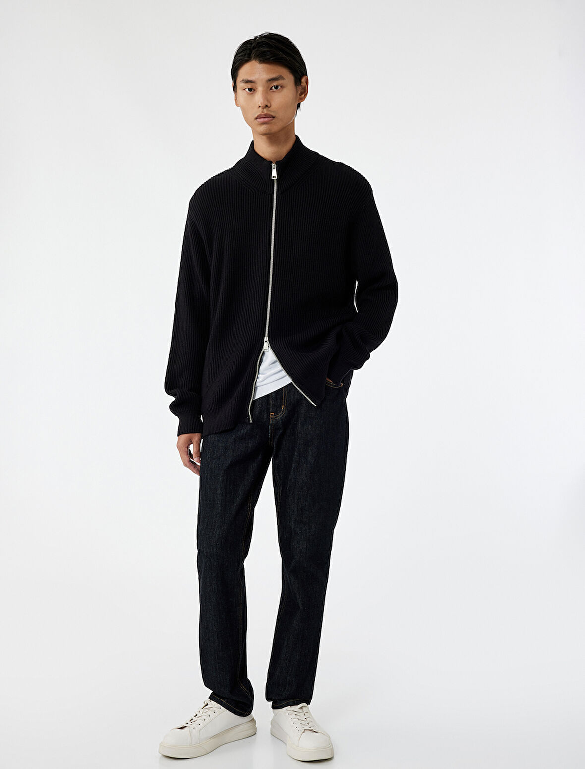 Uzun Kollu Pamuklu Tam Fermuarlı Triko Hırka