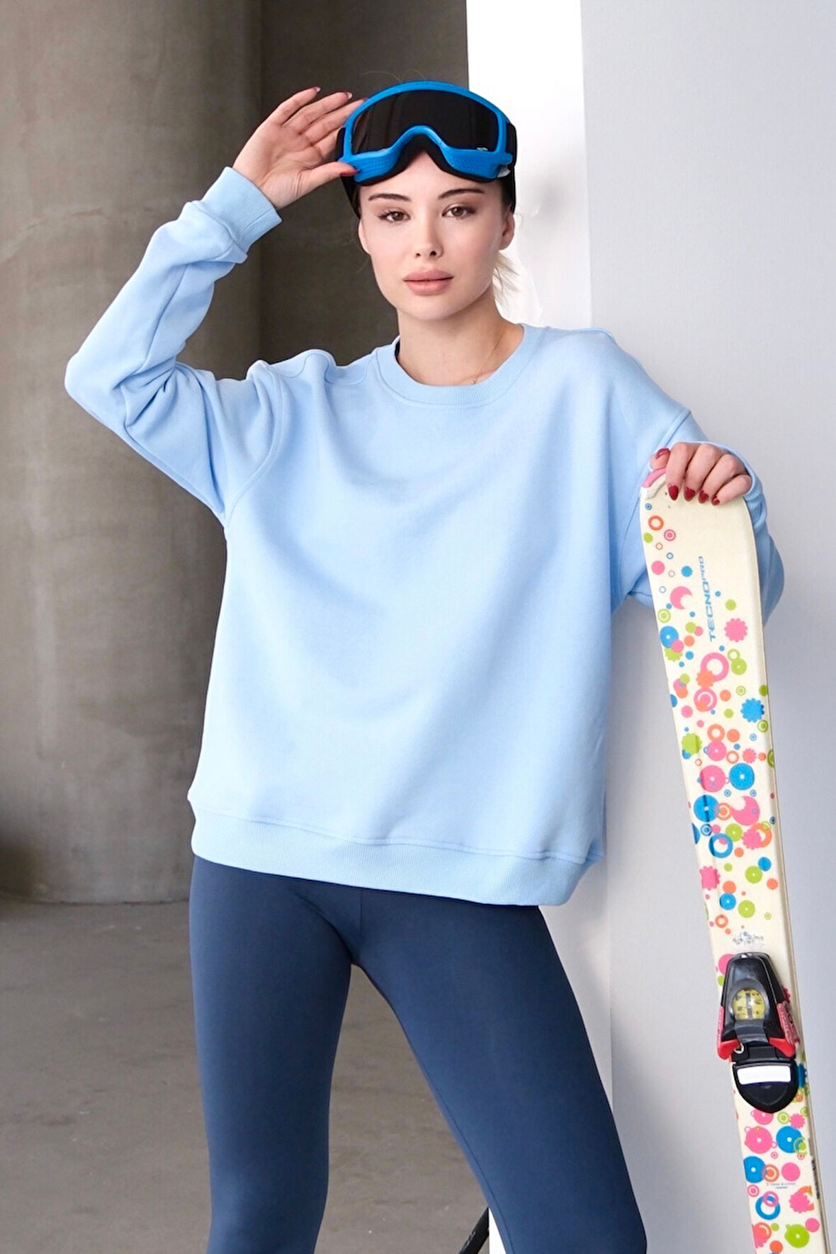 JUSTEVER Bisiklet Yaka Basic Kalıp Ekru Kadın Sweatshirt Eşofman Üstü - Aura