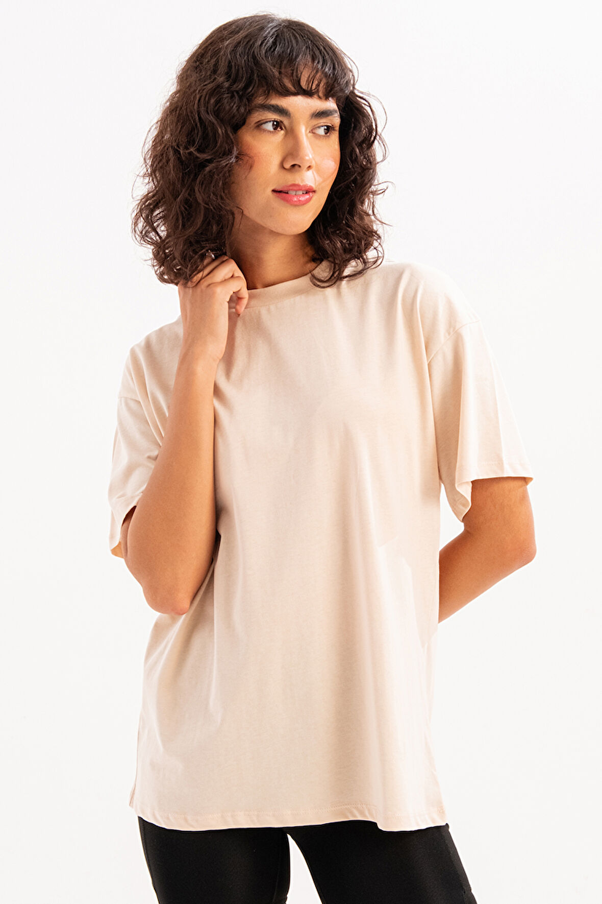 JUSTEVER 100% Pamuk Oversize Fit Bisiklet Yaka Siyah Kadın T-Shirt - Halo