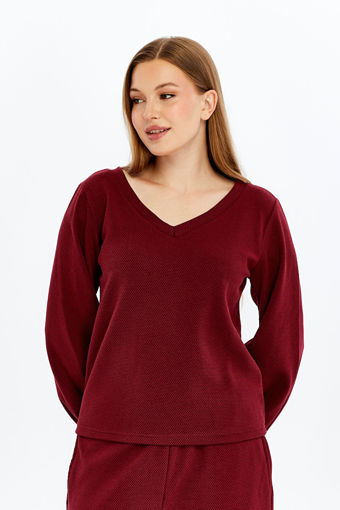 Kadın Dokulu V Yaka Bluz