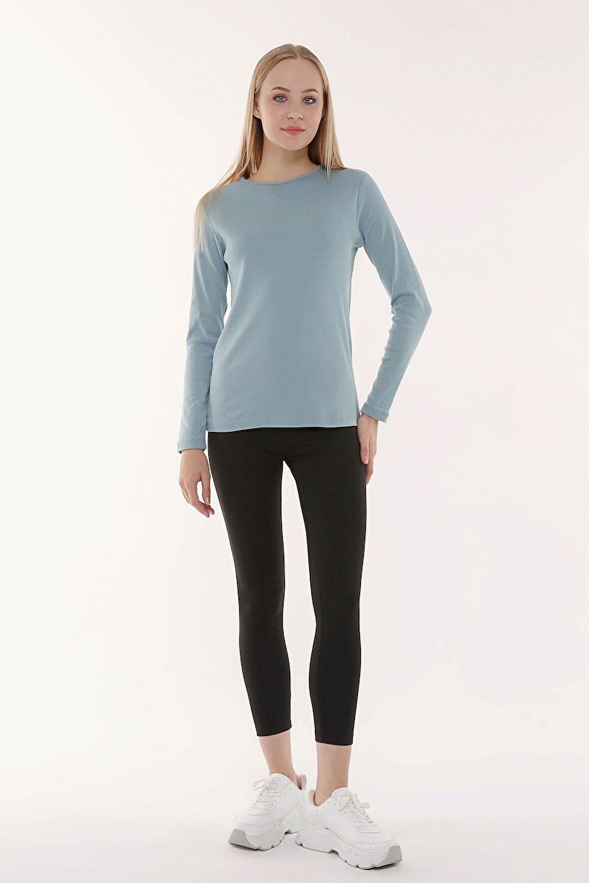 KADIN UZUN KOLLU BİSİKLET YAKA TİŞÖRT 