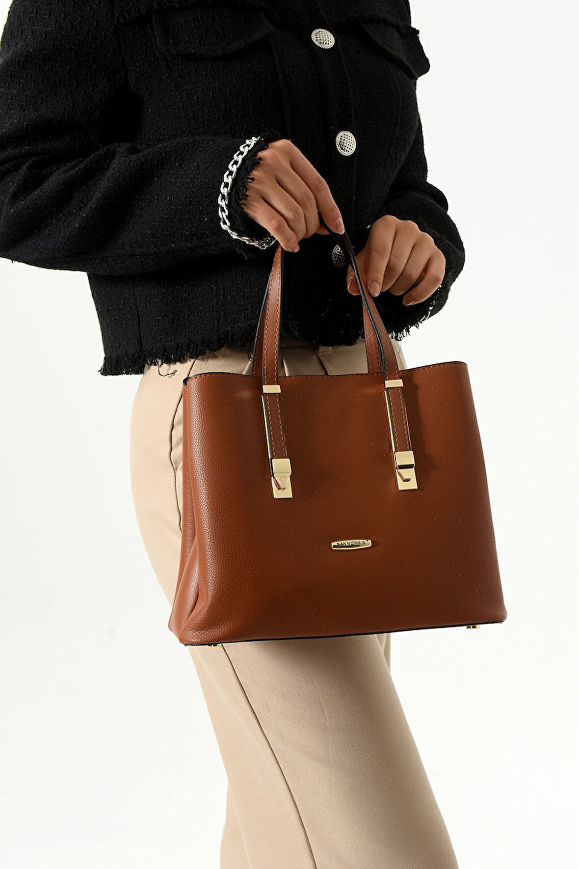 Kadın Uzun Askılı 4 Bölmeli Gold Aksesuarlı Sade Şık Taba Rengi Omuz Ve El Çantası