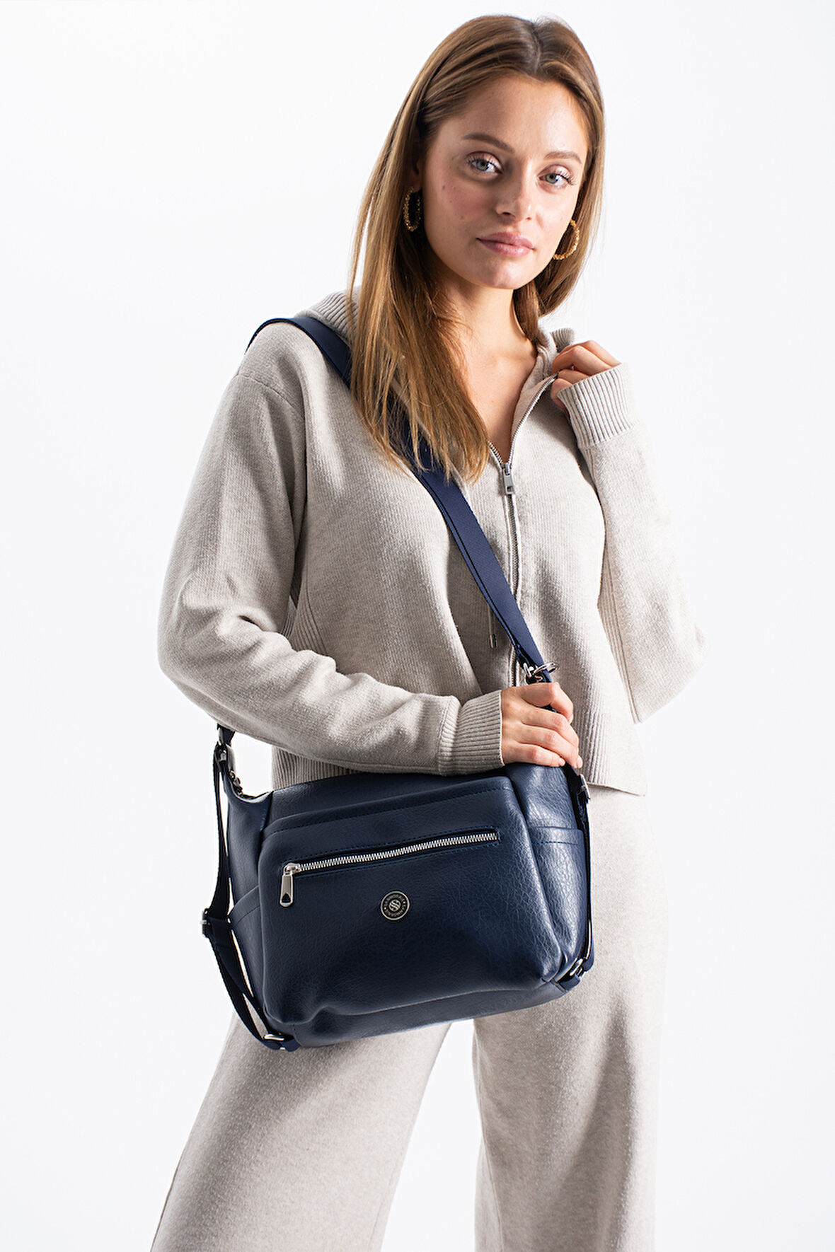 Kadın 4 Bölmeli Suni Yumuşak Deri Omuz Ve Sırt Çantası