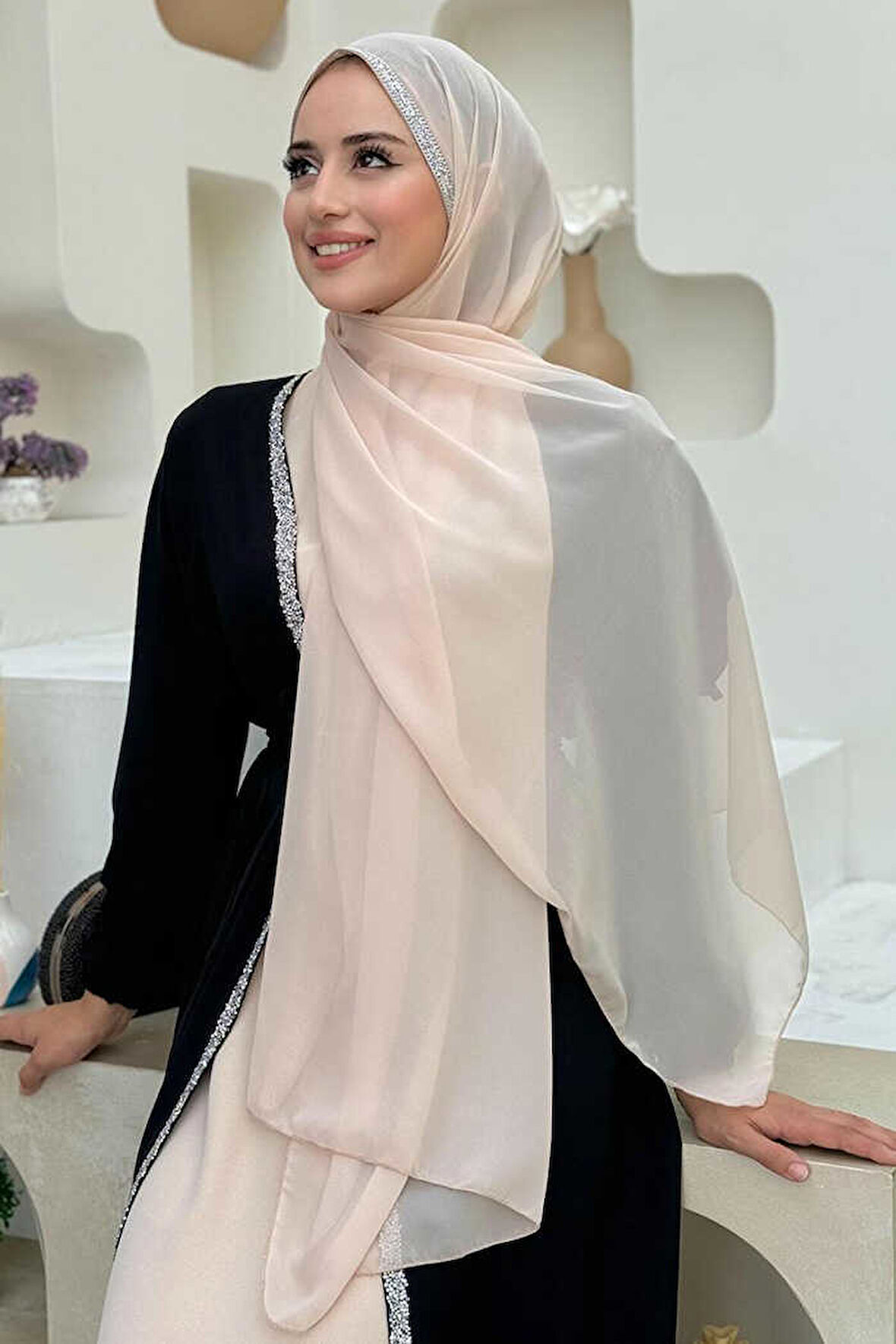 Taş Detaylı Şifon Şal 2026 Taş