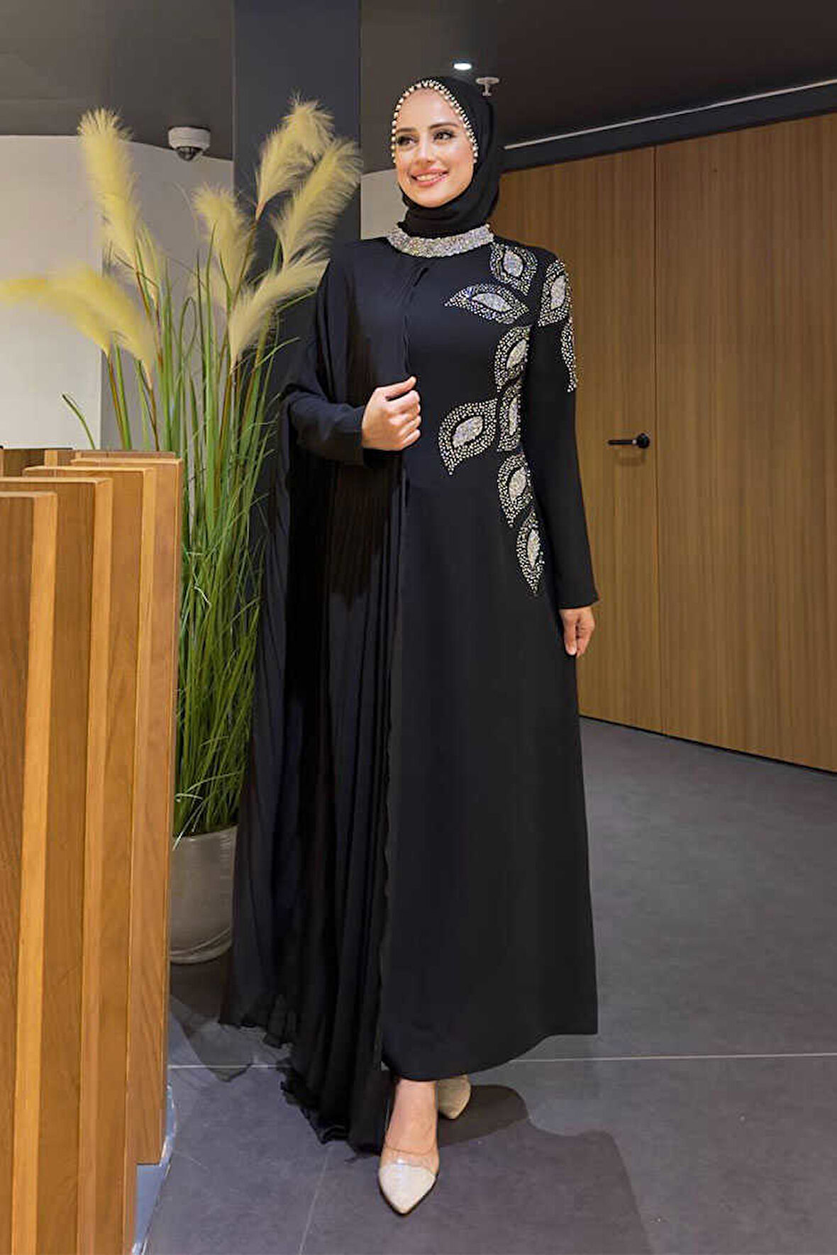 Taş Detaylı Pelerinli Elbise 3938 Siyah