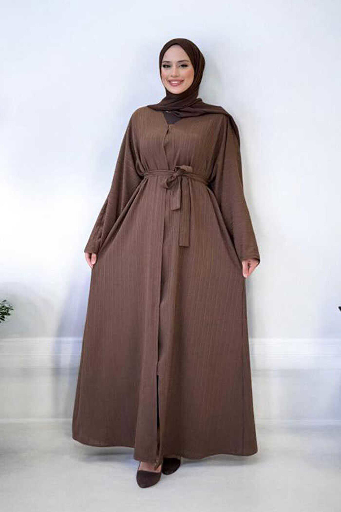 Çıt Çıt Düğmeli Bel Kuşaklı Abaya 70017 Kahverengi