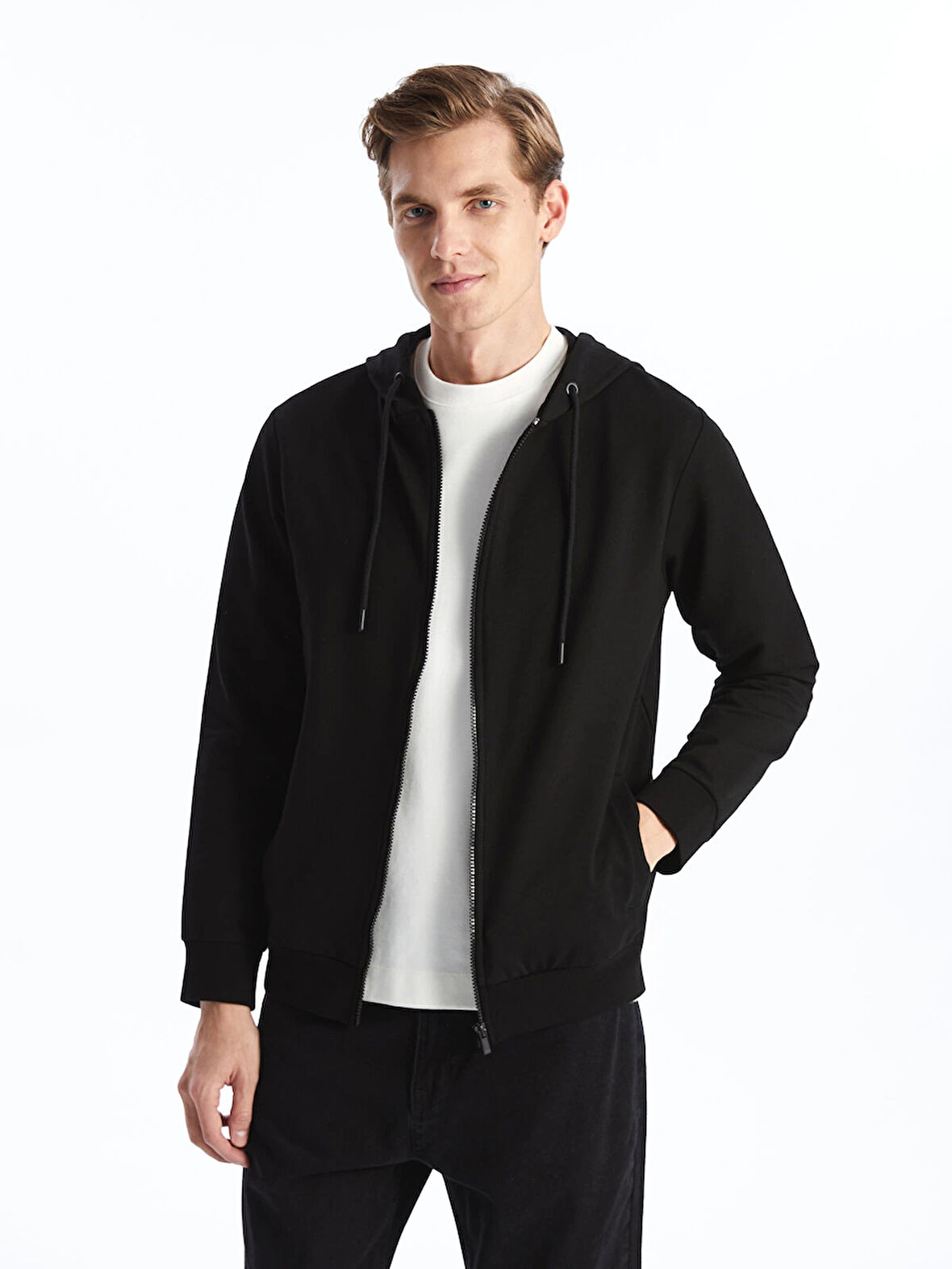 LCWAIKIKI Basic Siyah Kapüşonlu Uzun Kollu Erkek Fermuarlı Sweatshirt