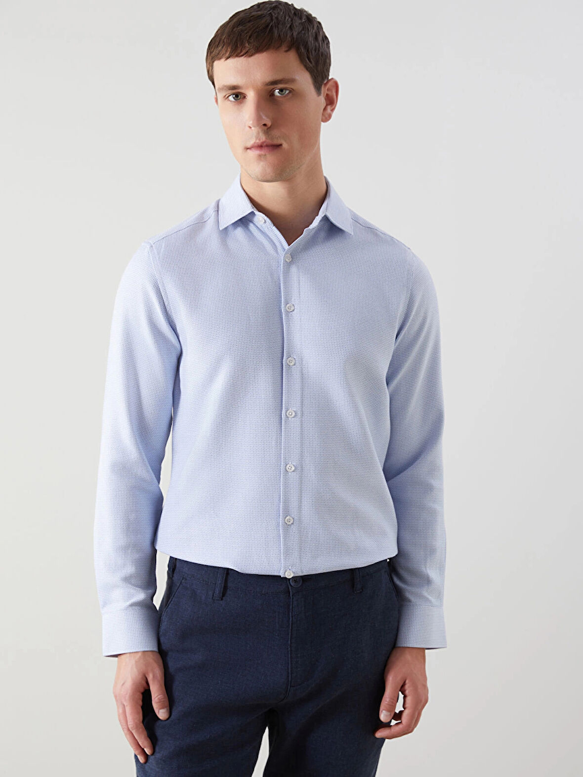 LCWAIKIKI Formal Mavi Slim Fit Uzun Kollu Armürlü Erkek Gömlek