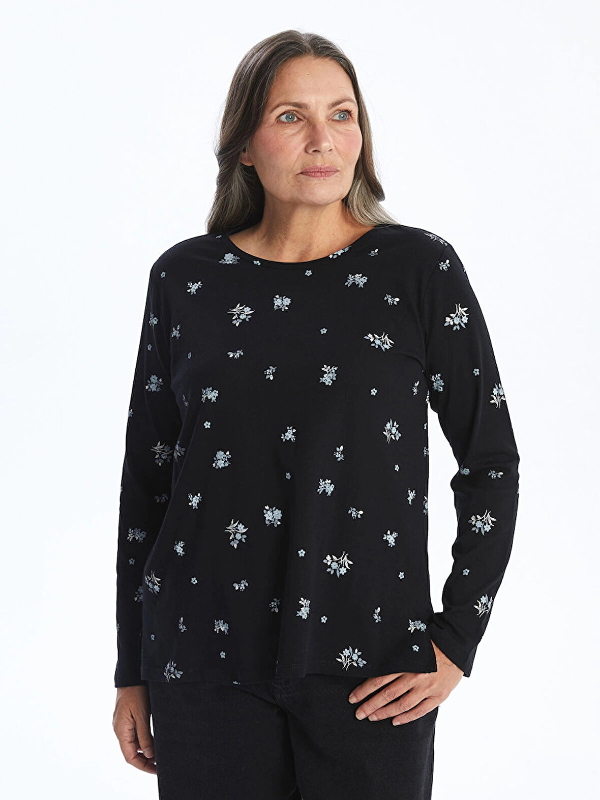 LCW Grace Siyah Bisiklet Yaka Çiçekli Kadın Bluz