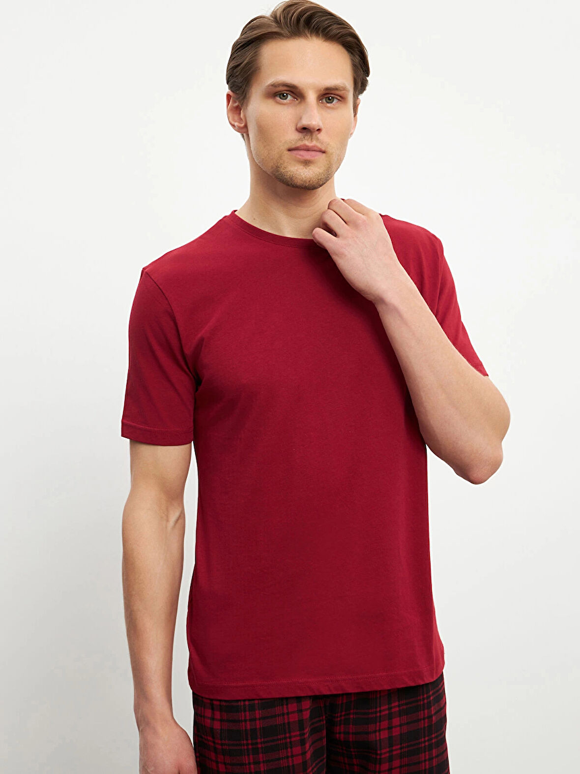 LC WAIKIKI Kirmizi Standart Kalıp Erkek Şortlu Pijama Takımı