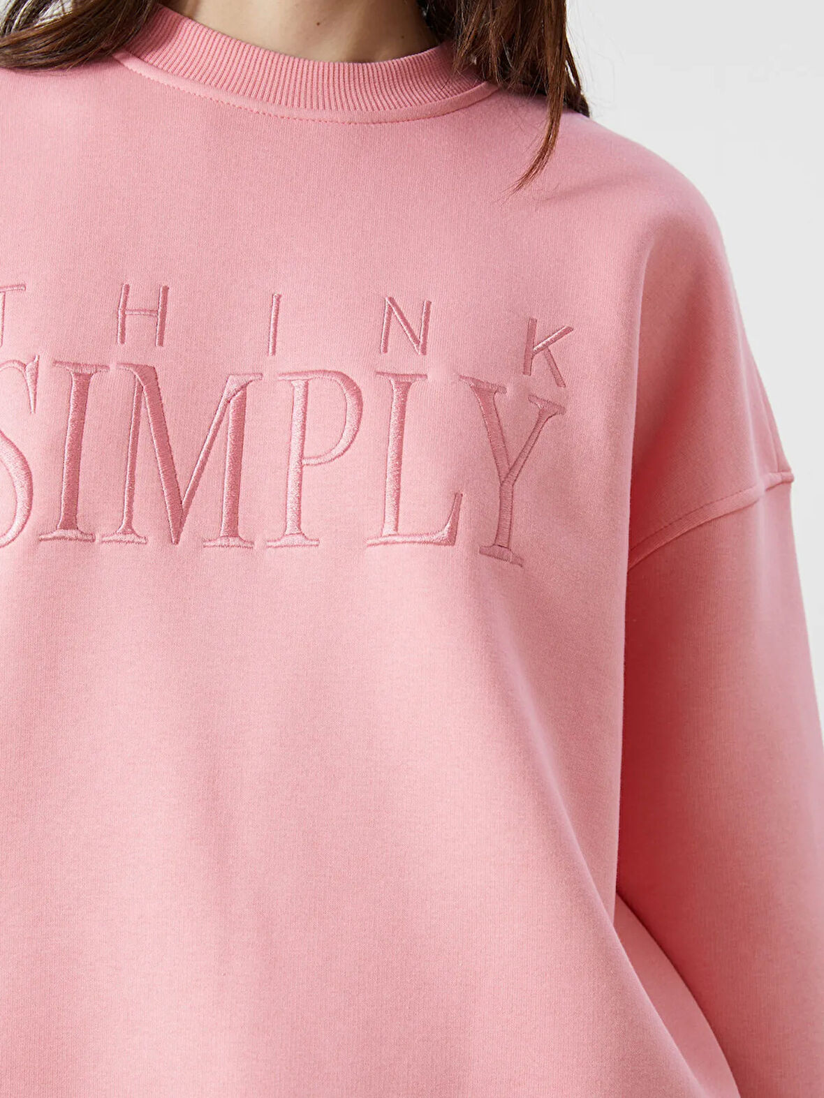 Bisiklet Yaka Nakışlı Oversize Kadın Kalın Sweatshirt_W4KY49Z8-FHG_8684681035708_M - L