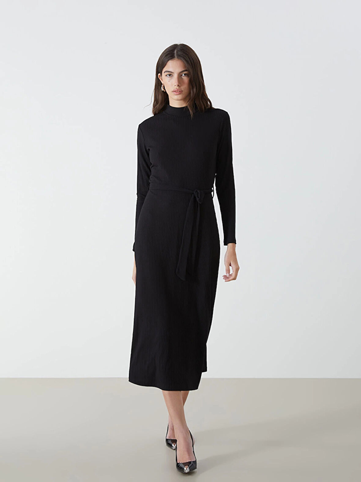 LCWAIKIKI Classic SİYAH Dik Yaka Dokulu Kadın Elbise