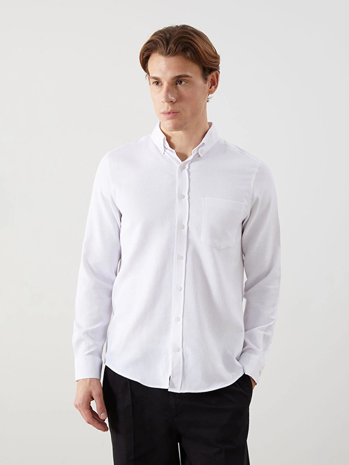 LCWAIKIKI Classic BEYAZ Regular Fit Uzun Kollu Armürlü Erkek Gömlek