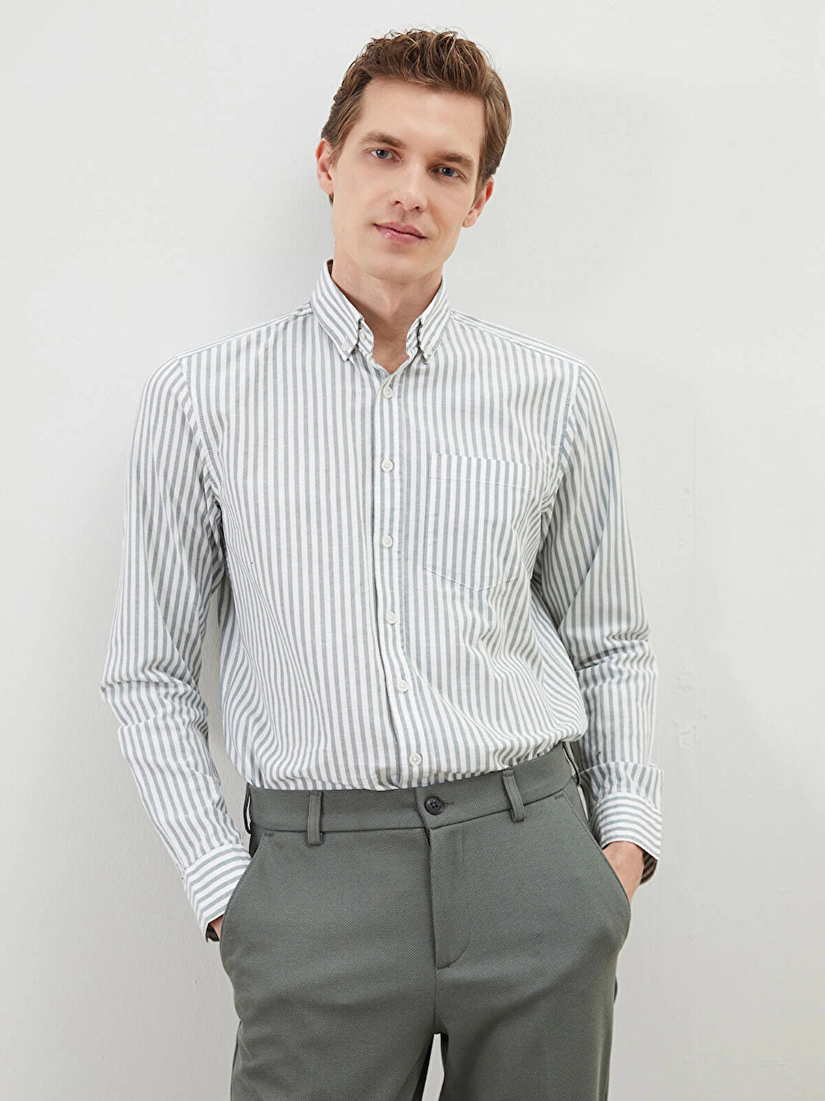 LCWAIKIKI Classic  Regular Fit Uzun Kollu Çizgili Erkek Gömlek