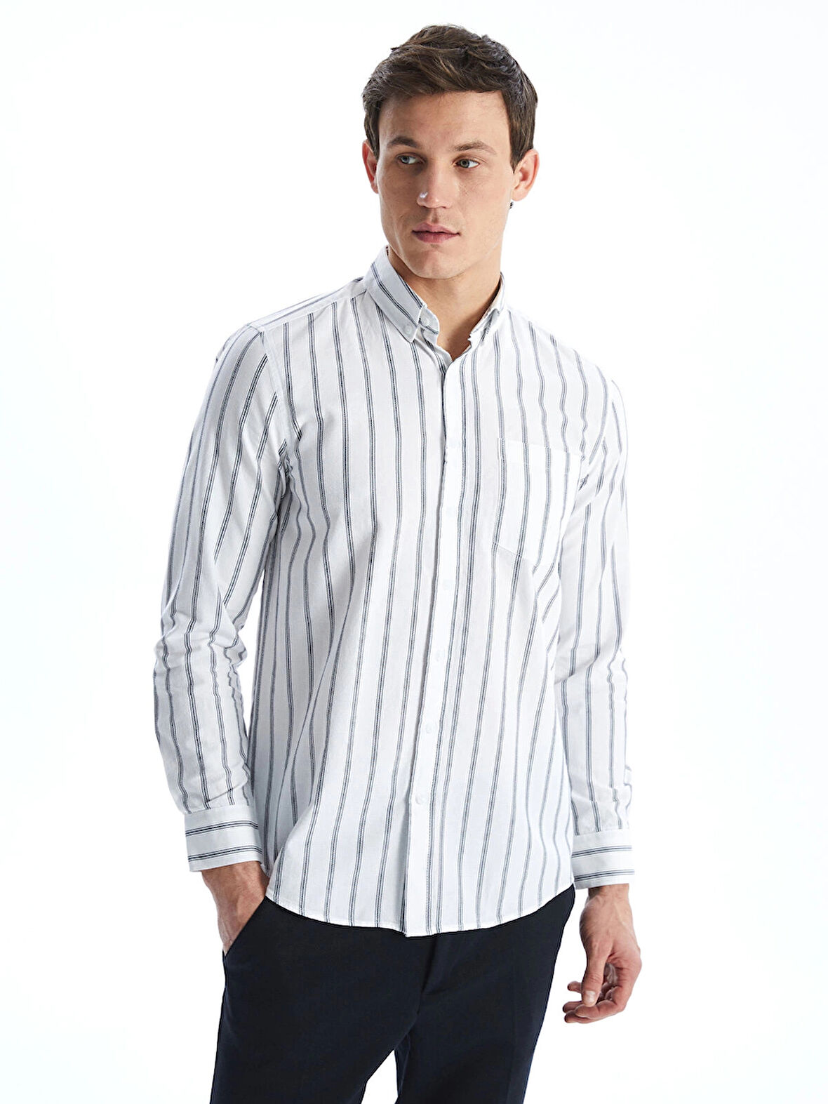 LCWAIKIKI Classic BEYAZ Regular Fit Uzun Kollu Çizgili Erkek Gömlek