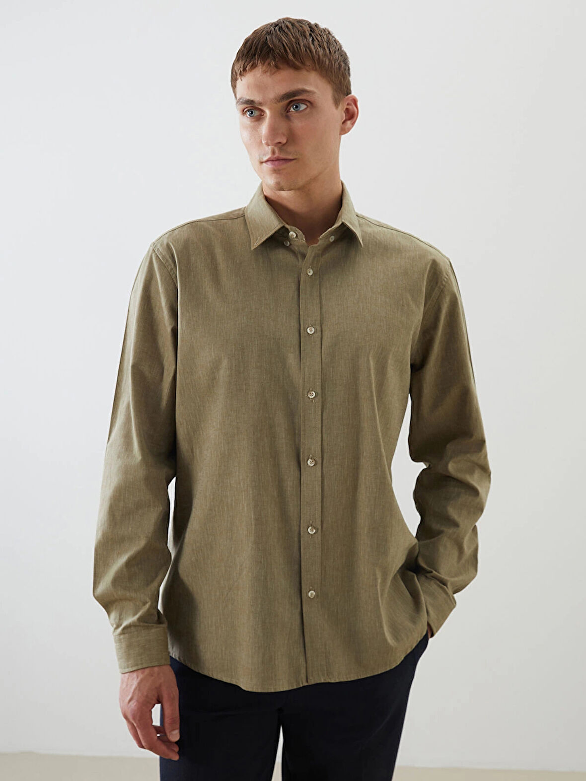 LCW Vision Yeşil Regular Fit Uzun Kollu Keten Karışımlı Erkek Gömlek